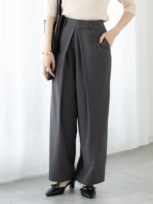Te chichi TERRASSE「フロントタックパンツ《2025spring catalog item》」|その他|チャコールグレー