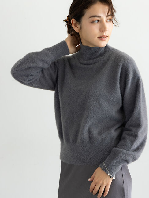 Te chichi「【宮本茉由着用】ハイネックフェザーニット」|ニット・セーター|チャコールグレー