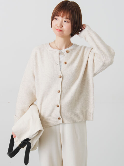 Lugnoncure「ウール混ふわふわクルーネックカーディガン」|カーディガン|ベージュ