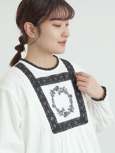 Samansa Mos2「胸元モチーフ刺繍レースブラウス」|シャツ・ブラウス|