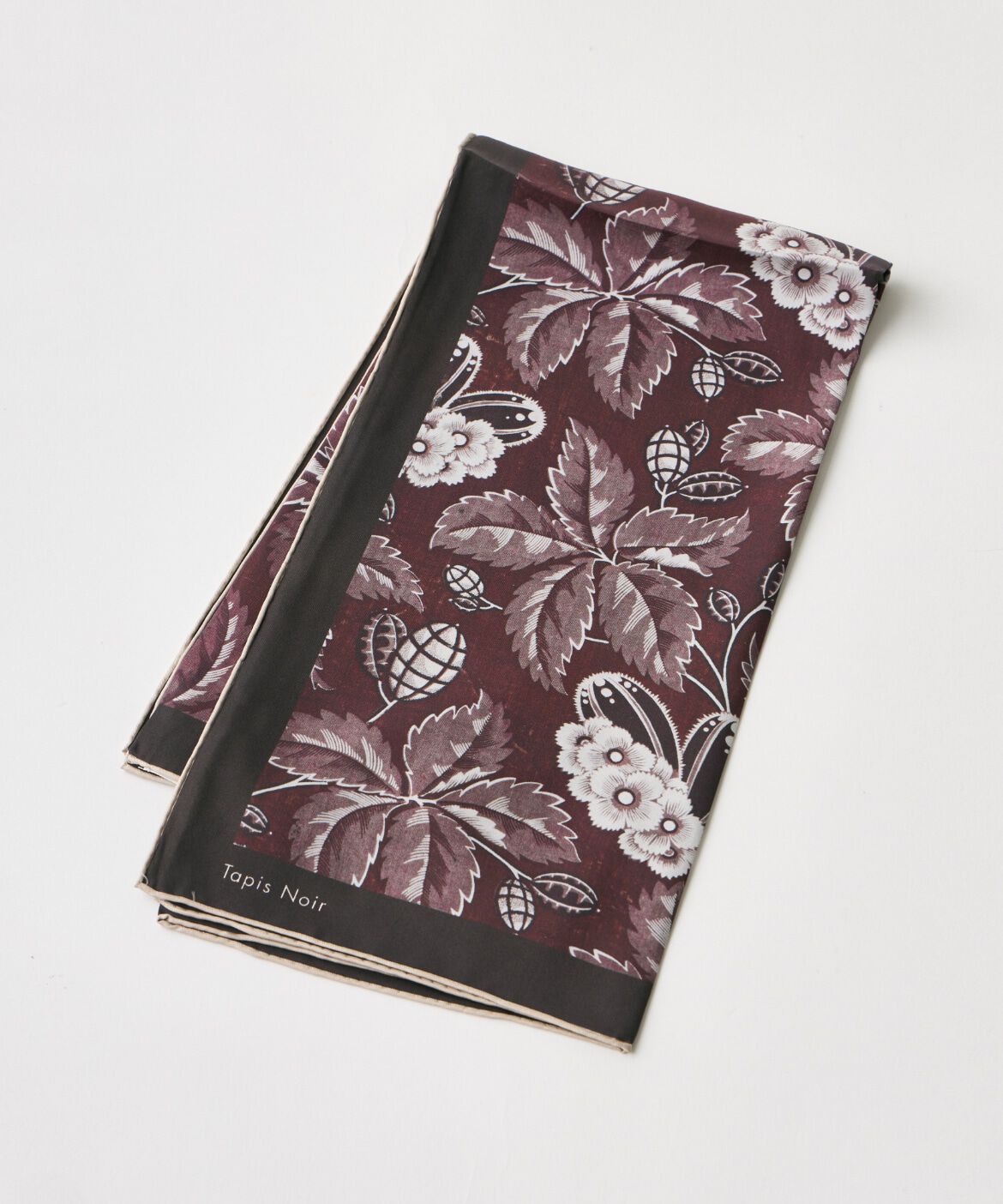 INED「《SUPERIOR CLOSET》Classical Bordeaux Bloom Scarf《Tapis Noir》」|バンダナ・スカーフ|ボルドー4