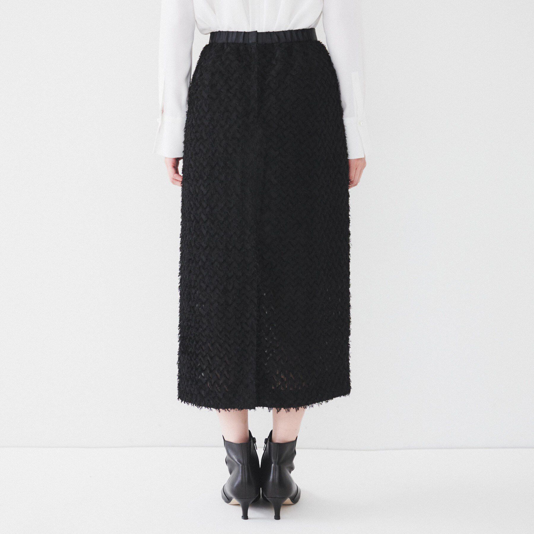 UNTITLED「【洗える/後ろウエストゴム】カットジャカード ナロースカート」|スカート|