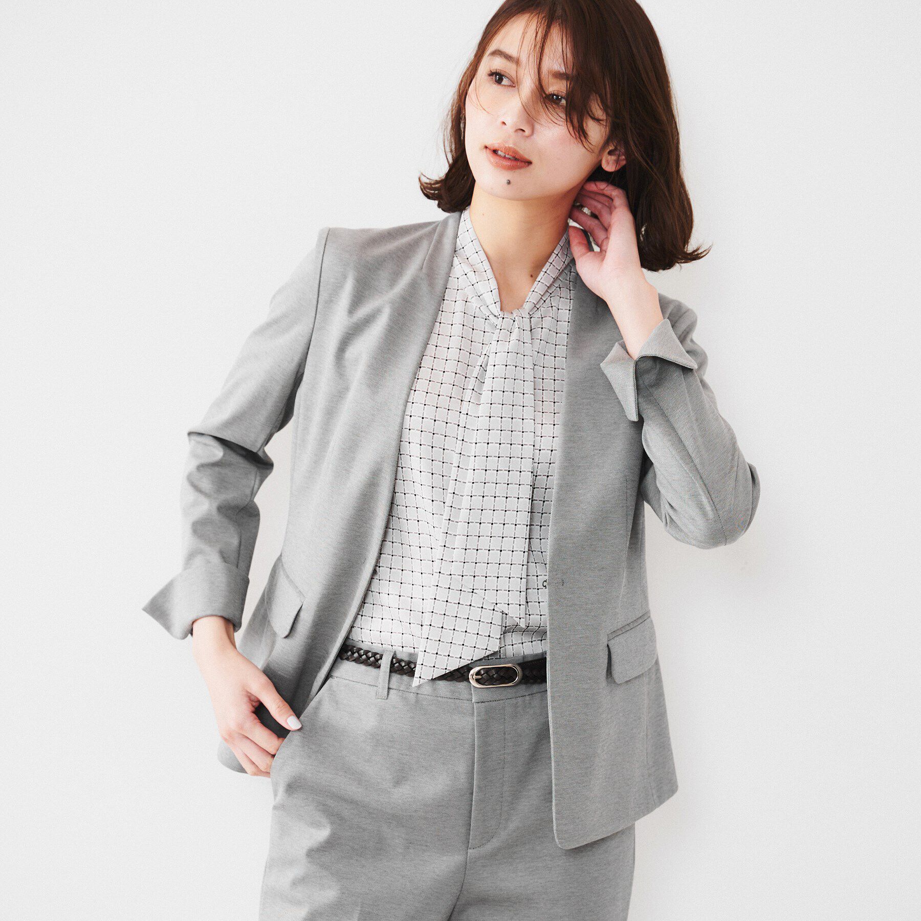 UNTITLED「【通勤スーツ】コットン混ジャージ カラーレスジャケット」|ノーカラージャケット|