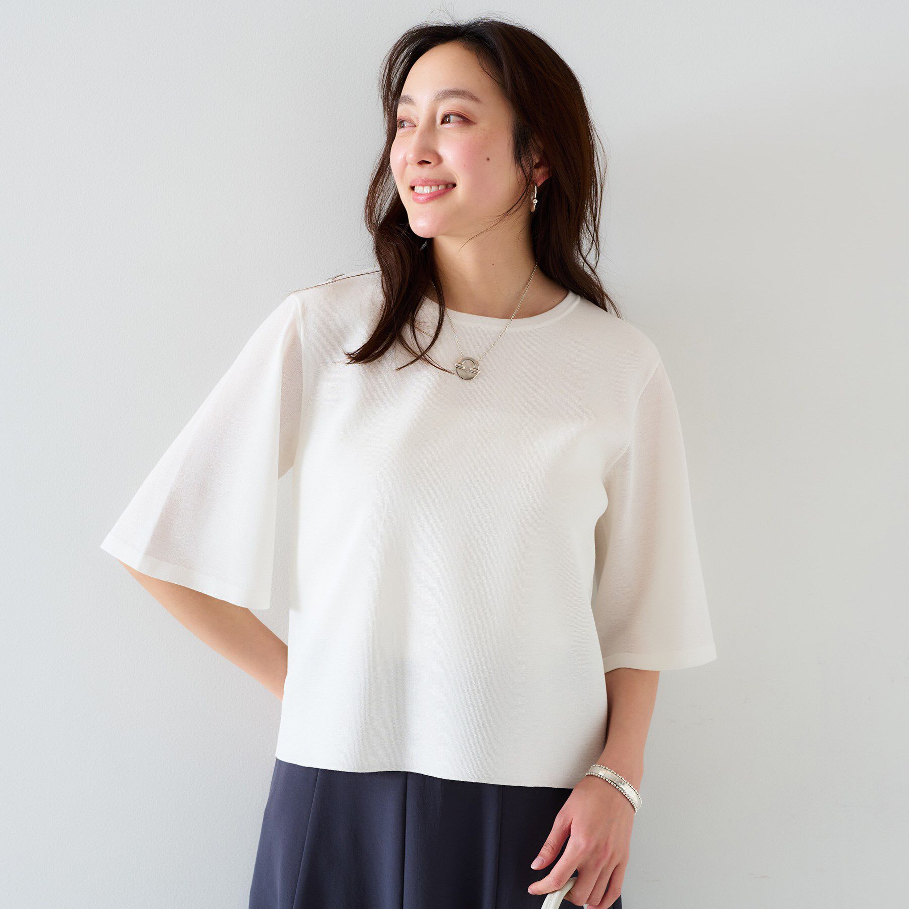 UNTITLED「【清涼感/二の腕カバー】シアープルオーバーニット」|ニット・セーター|ホワイト(001)