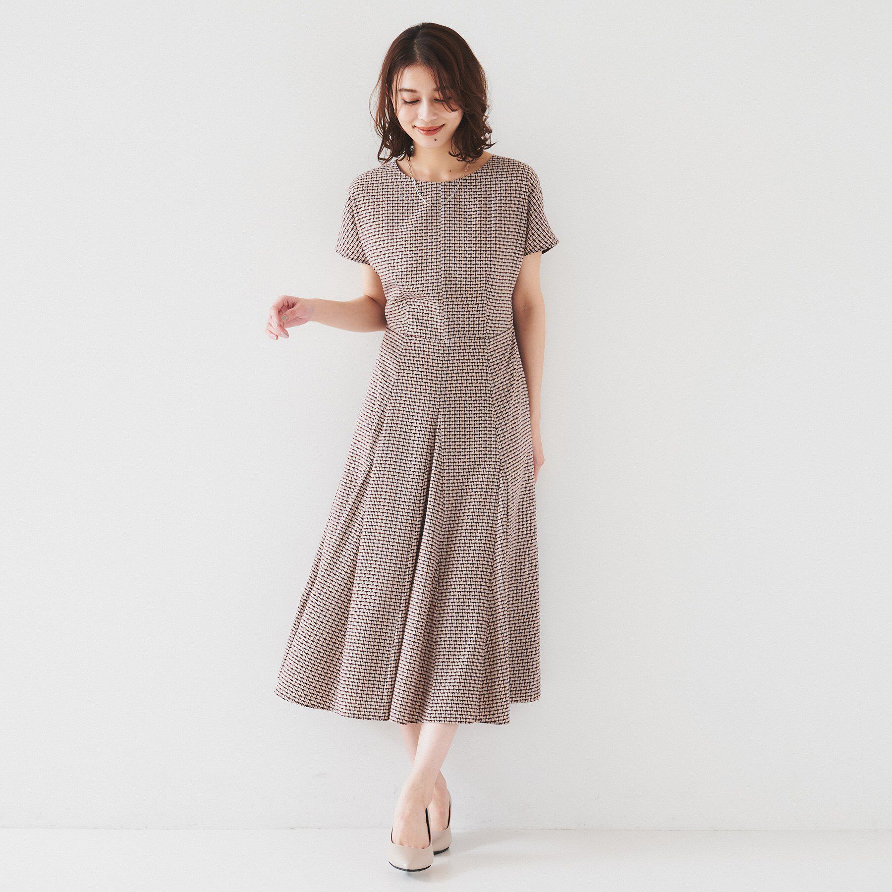 UNTITLED「【きれいめ/洗える/夏ワンピ】ジオメトリック柄ワンピース」|ワンピース|