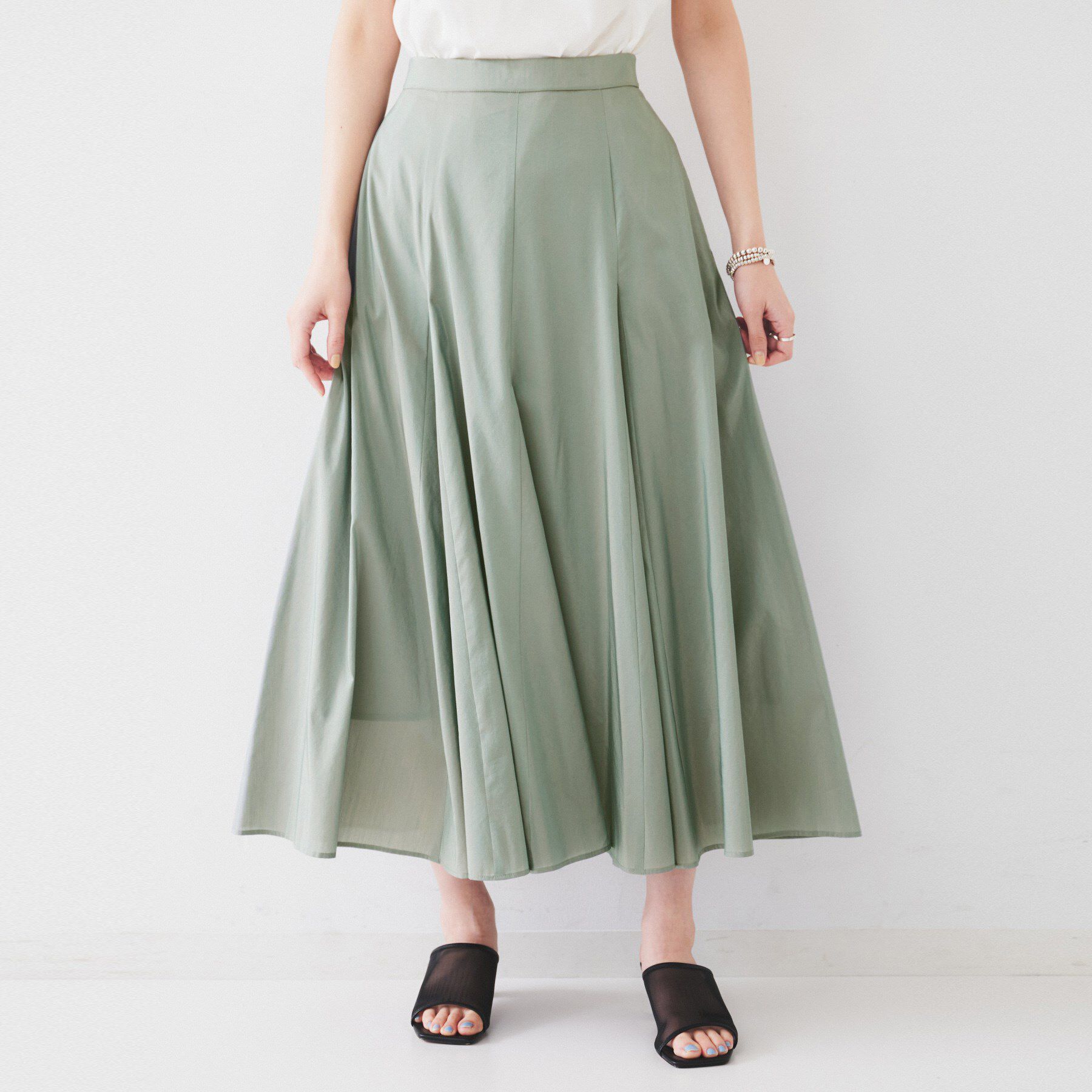 UNTITLED「【トレンド/後ろゴム】ローンフレアスカート」|スカート|