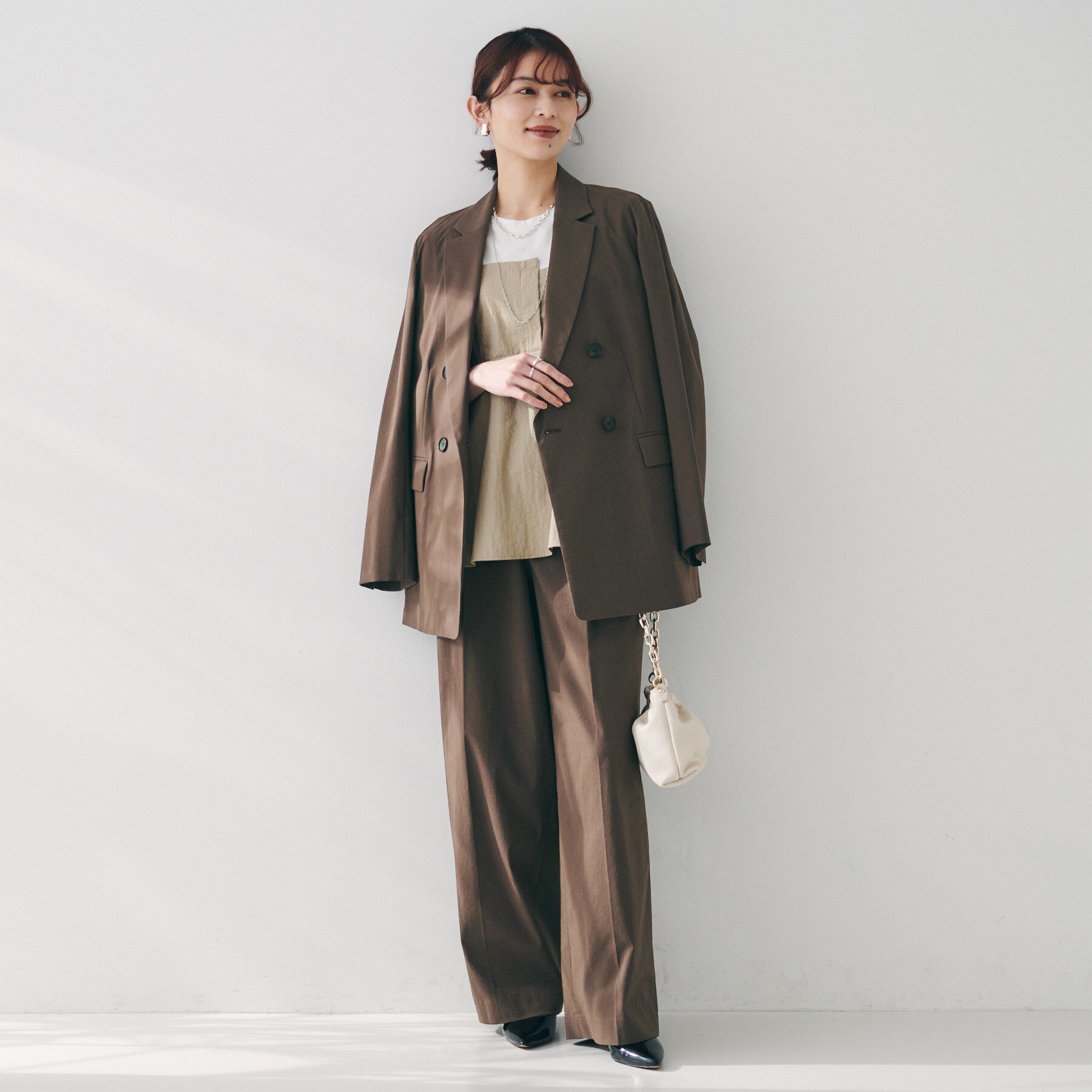 UNTITLED「【セットアップ可能／オンオフ】ラミー混 タックワイドパンツ」|その他|