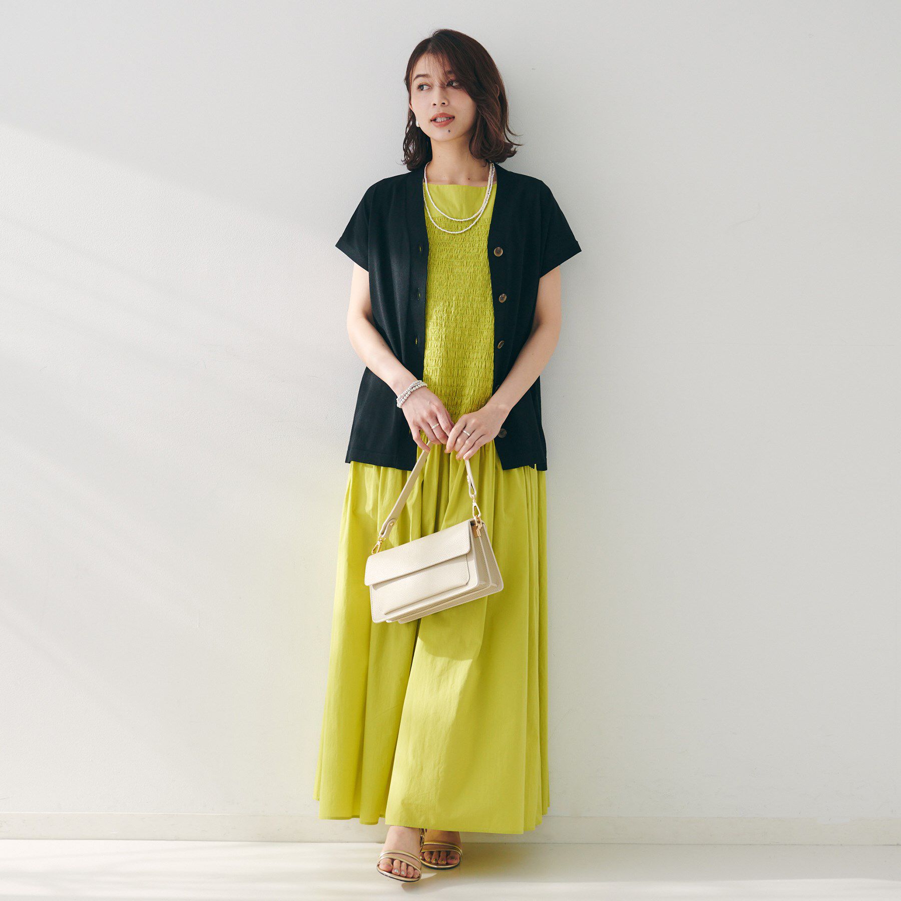 UNTITLED「【コットン100/夏ワンピ/ナロー】シャーリングワンピース」|ワンピース|