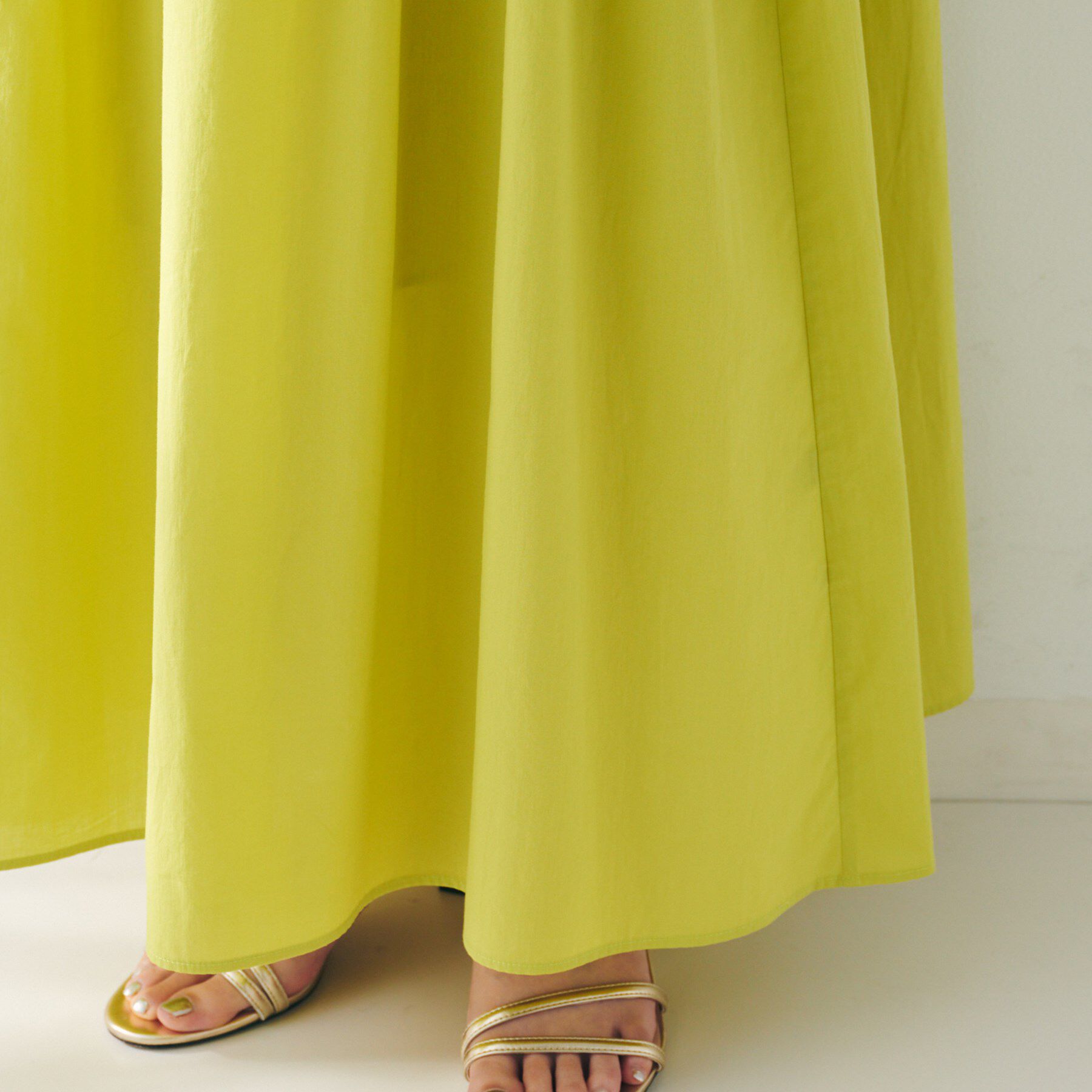 UNTITLED「【コットン100/夏ワンピ/ナロー】シャーリングワンピース」|ワンピース|