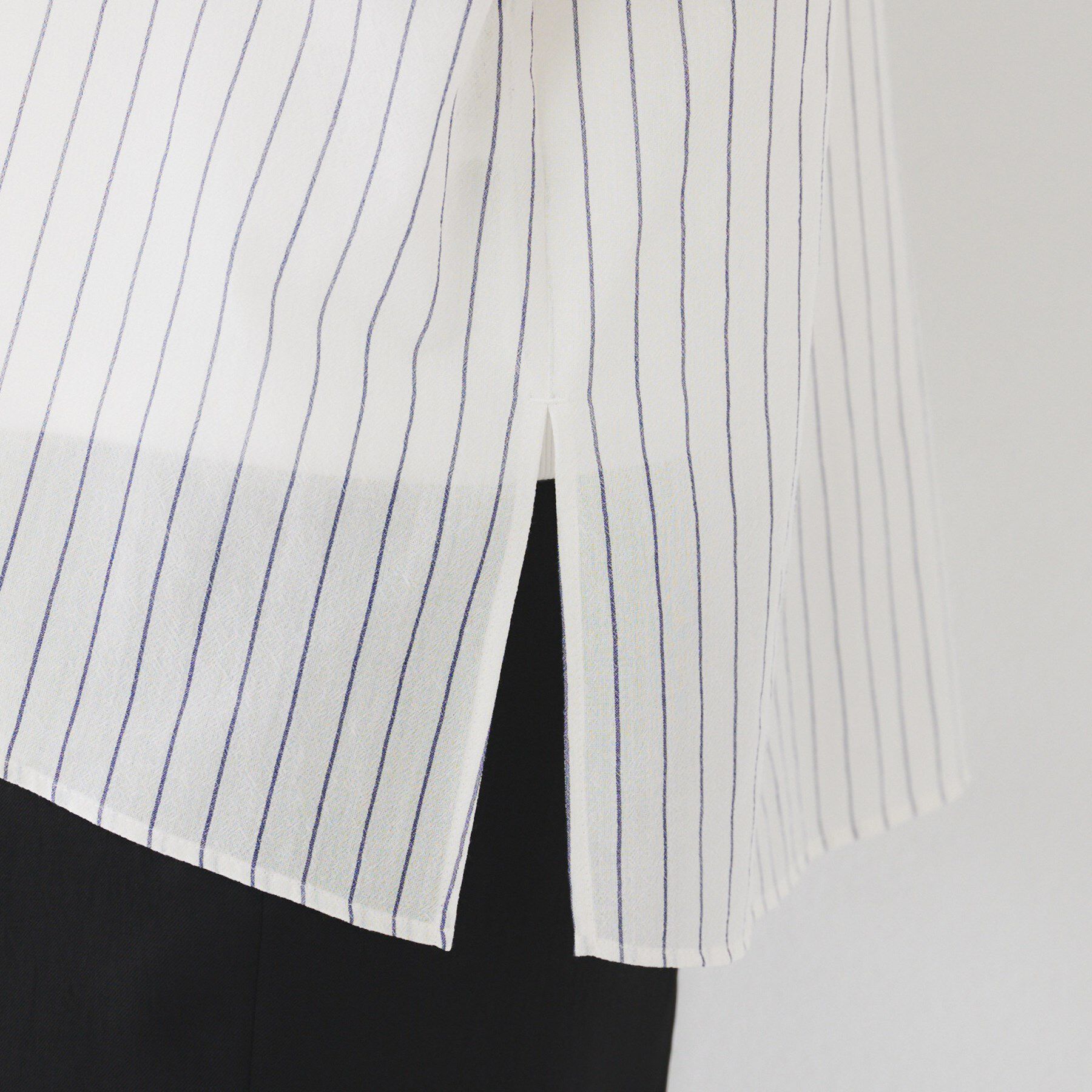 UNTITLED「【洗える/スキッパー】フレンチスリーブシアーブラウス」|シャツ・ブラウス|