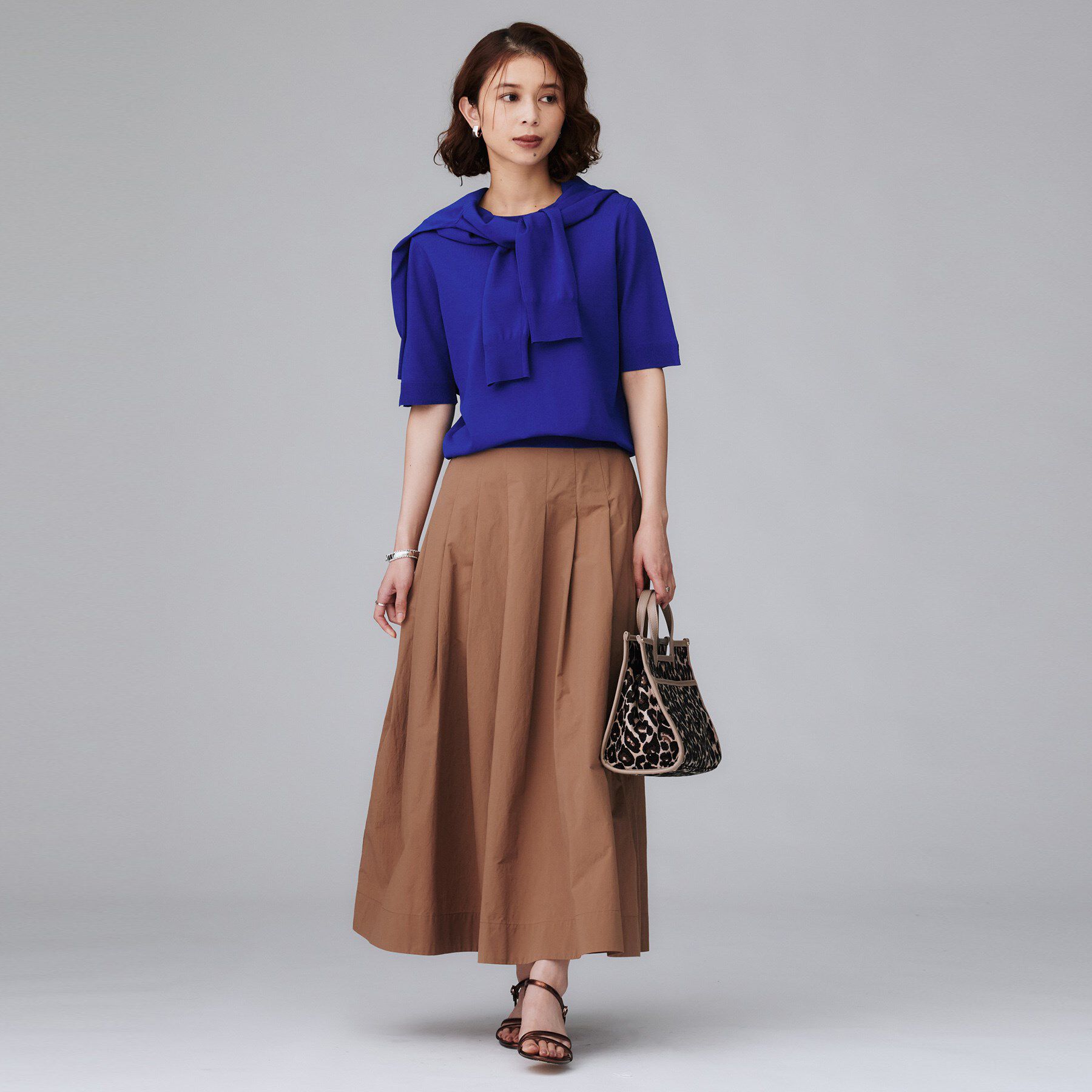 UNTITLED「【朝晩の羽織に/アンサンブル可/薄手】ベーシッククルーネックカーディガン」|カーディガン|