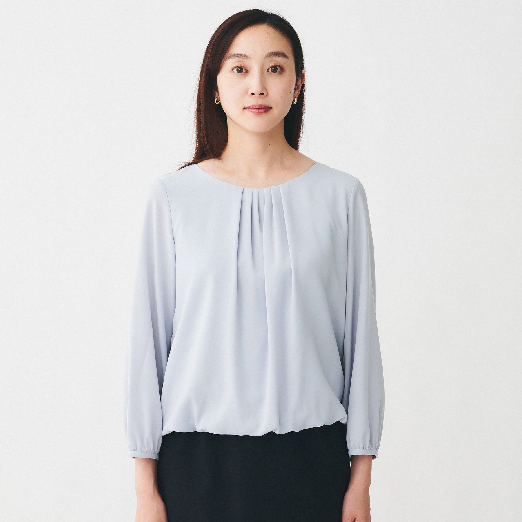 UNTITLED「【透けにくい/ウエストイン見え】パウダリーブラウス」|シャツ・ブラウス|