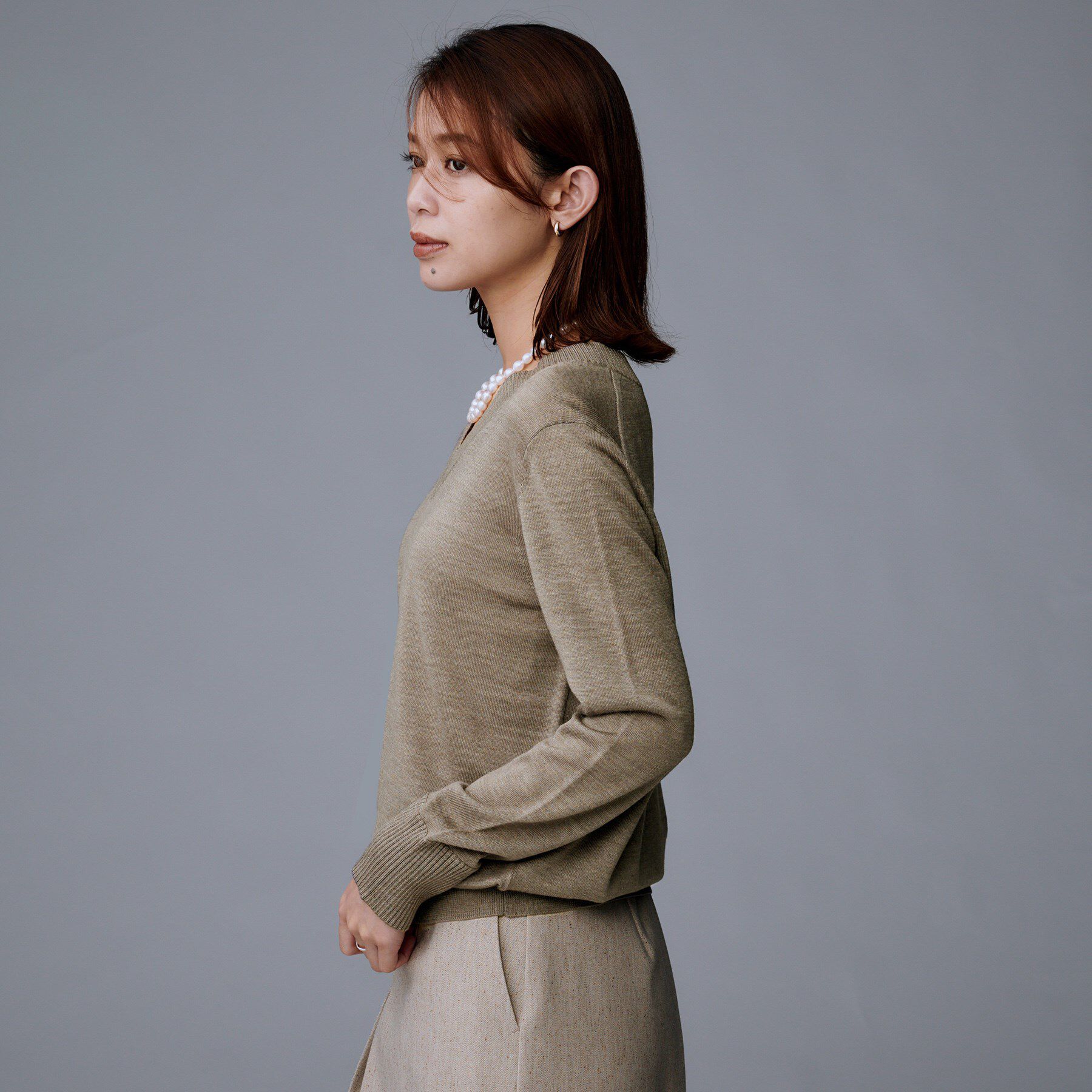 UNTITLED「【洗える/きれいめ】Vネックプルオーバーニット」|ニット・セーター|