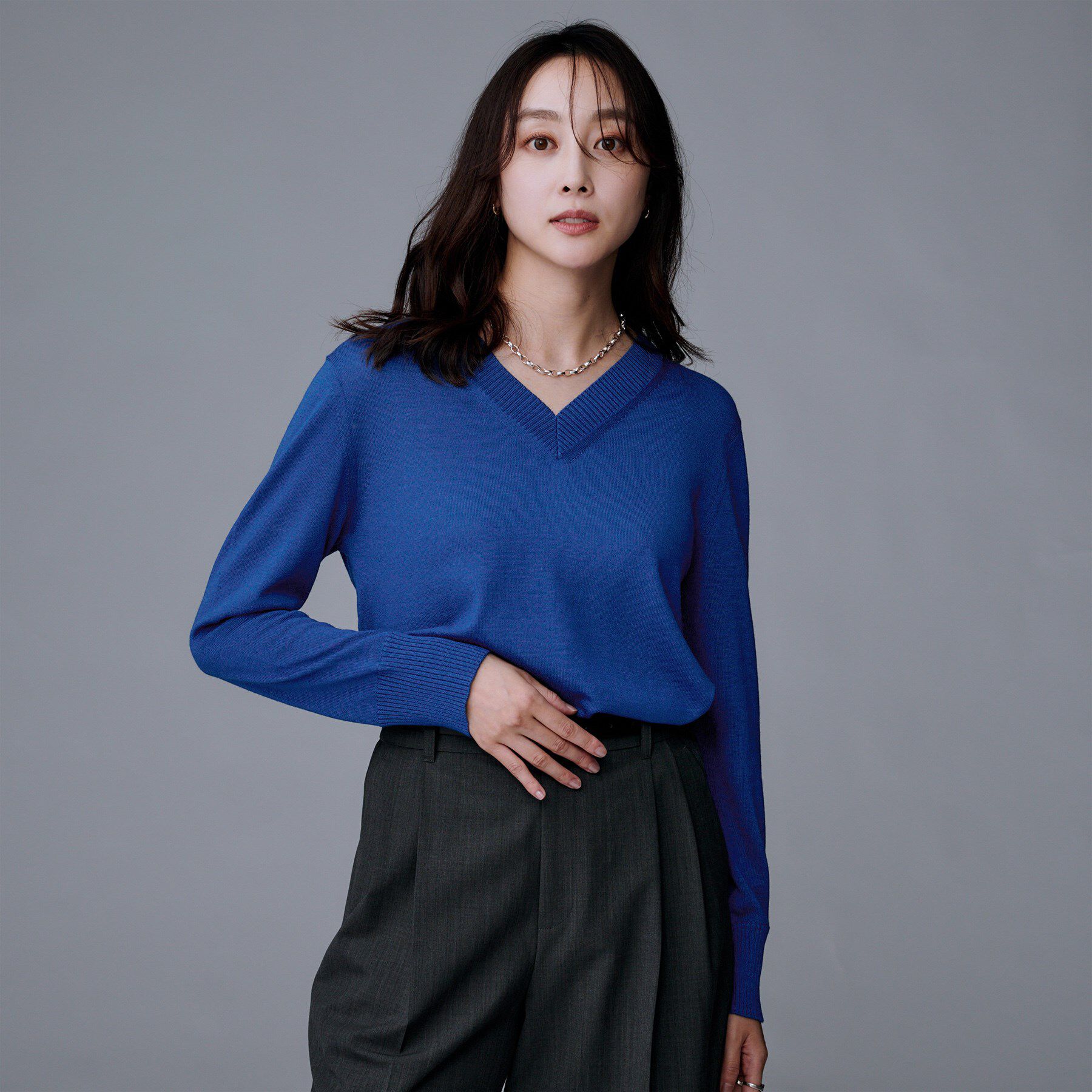 UNTITLED「【洗える/きれいめ】Vネックプルオーバーニット」|ニット・セーター|