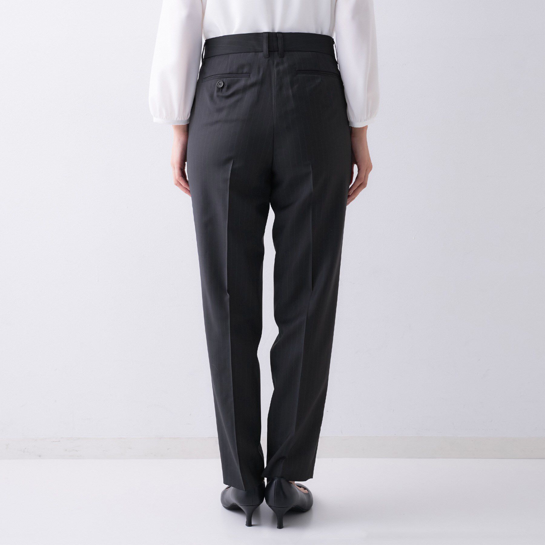 UNTITLED「【仕事着/スーツ】プレミアムテーパードパンツ」|その他|