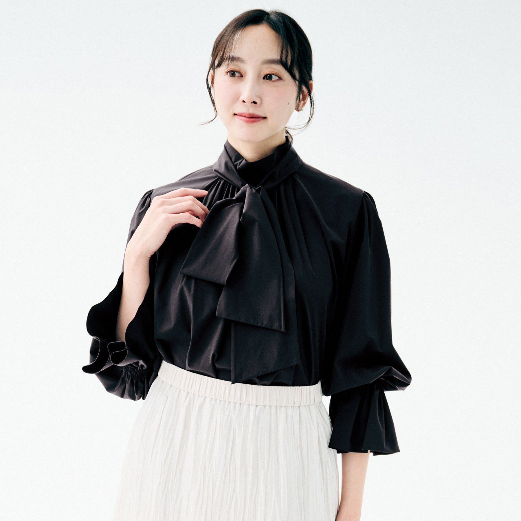 UNTITLED「【セレモニー/華やか】2WAYボウタイブラウス」|シャツ・ブラウス|