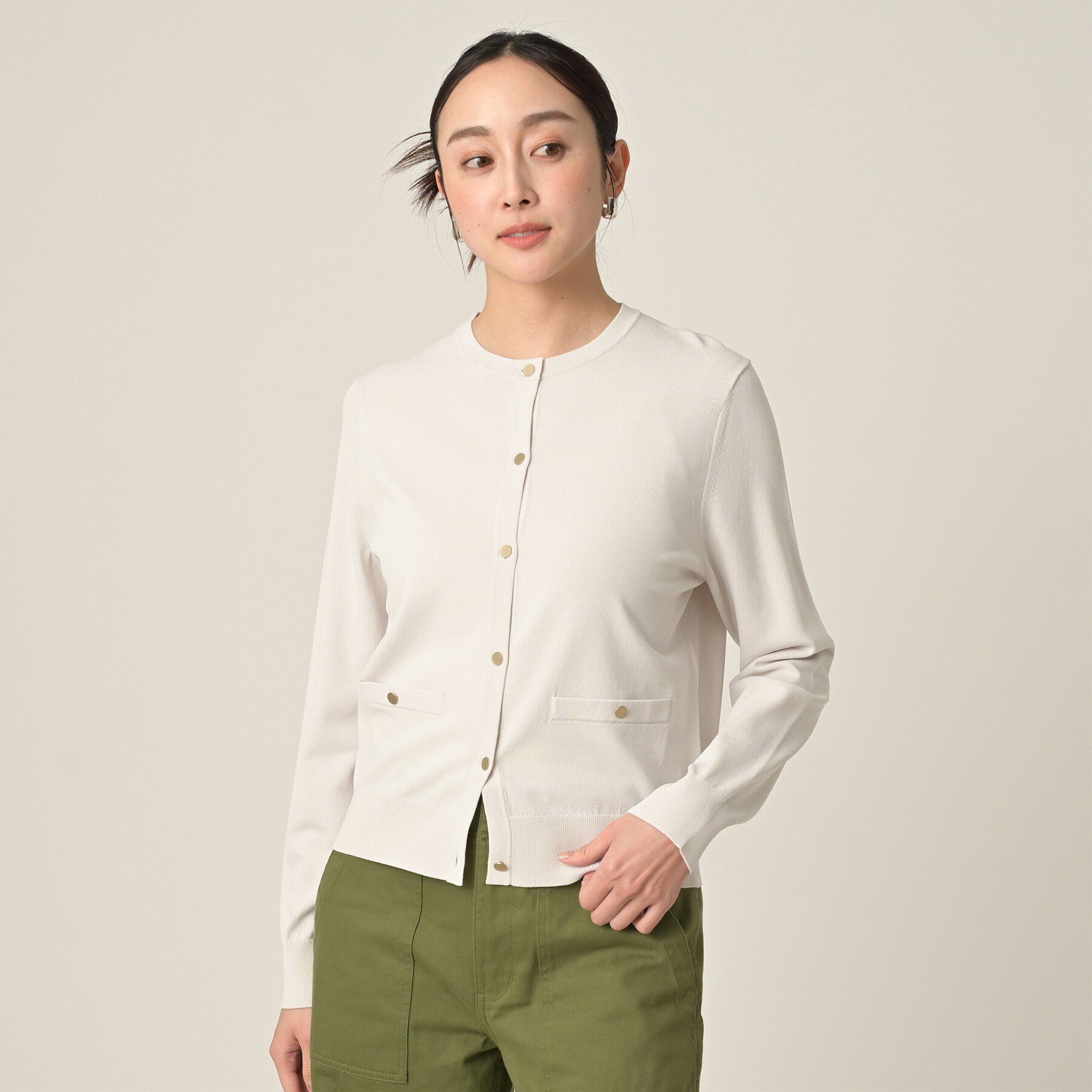 UNTITLED「【アンサンブル可/洗える】クルーネックニットカーディガン」|カーディガン|