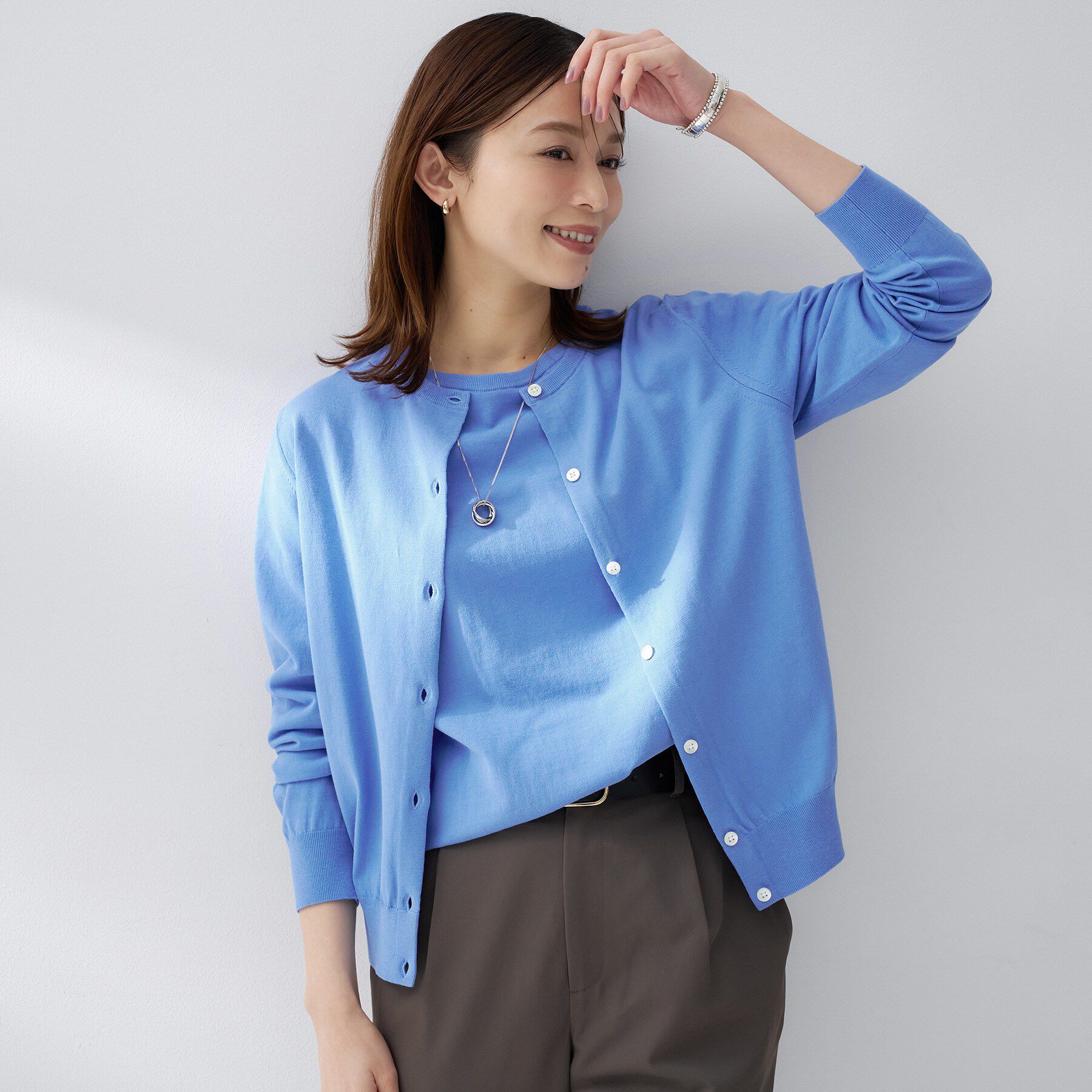 UNTITLED「コットンクルーネックカーディガン」|カーディガン|ブルー(093)