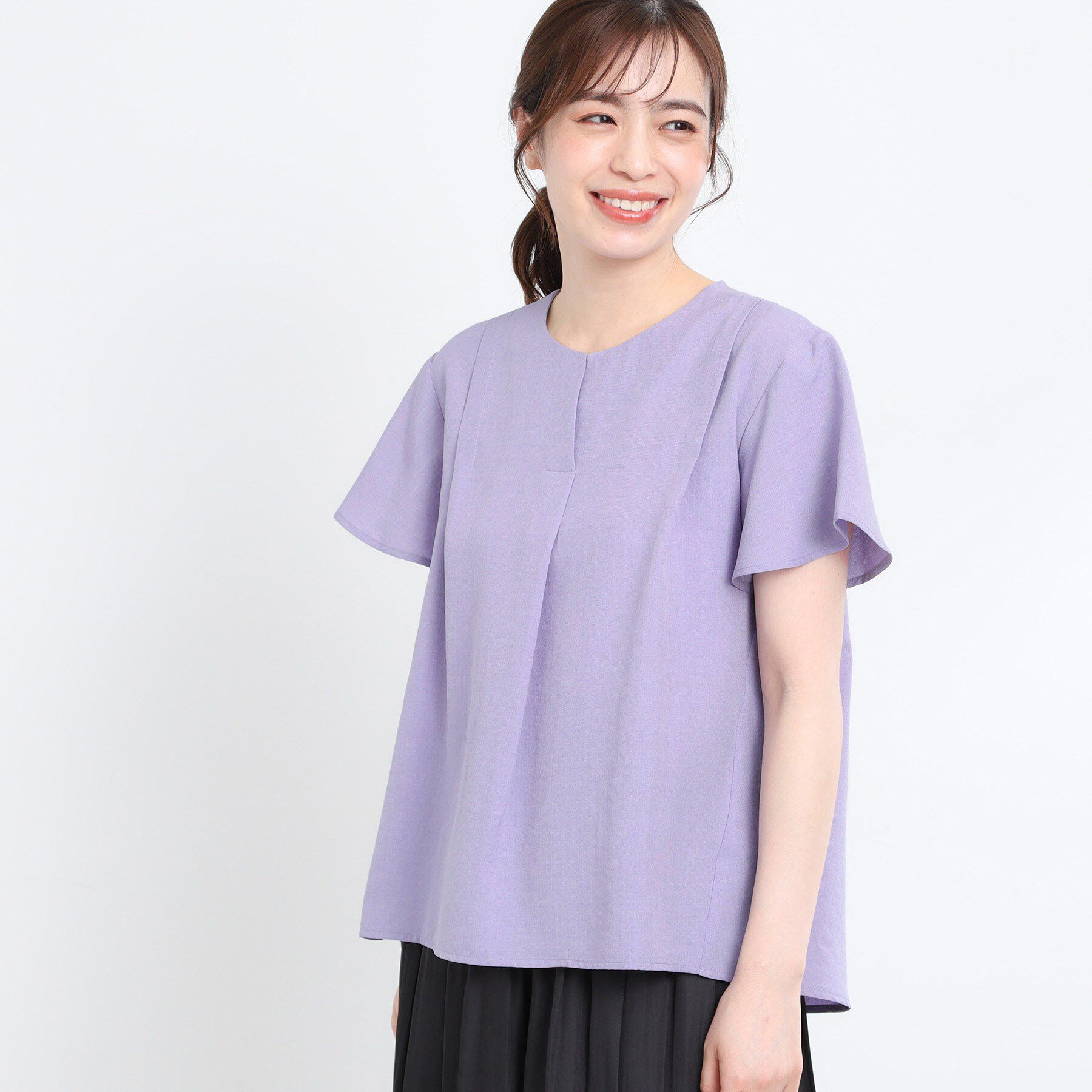 Reflect「ドライタッチスキッパーネックブラウス」|シャツ・ブラウス|ラベンダー(080)