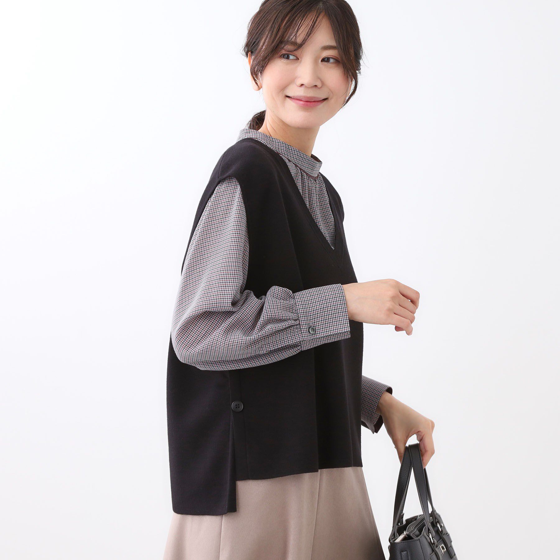 Reflect「【WEB先行カラーあり／セットアップ可】Vネックニットベスト」|ベスト・ジレ|ブラック(019)