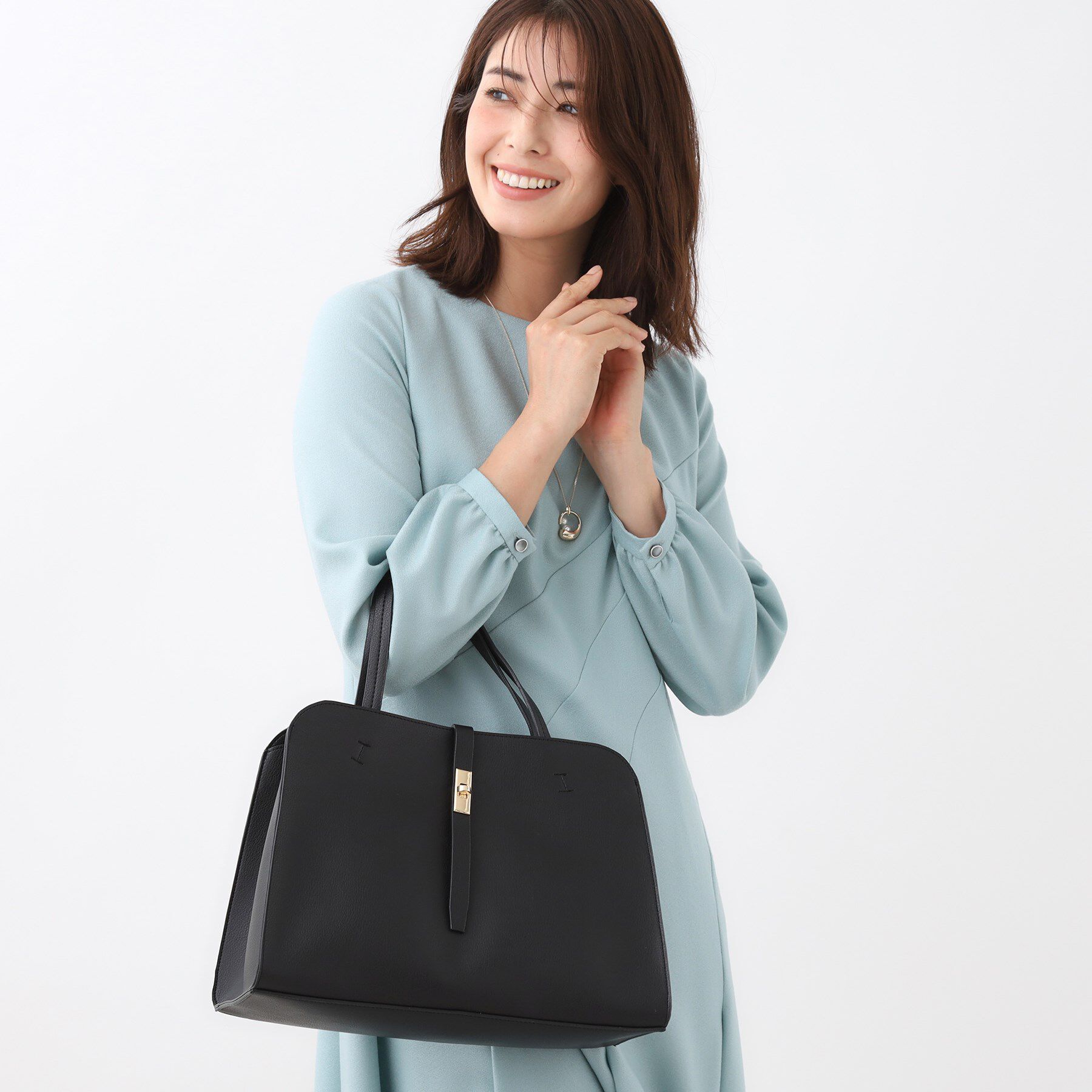 Reflect「【A4ファイル・PC収納可◎】合皮ボストンバッグ」|ボストンバッグ|