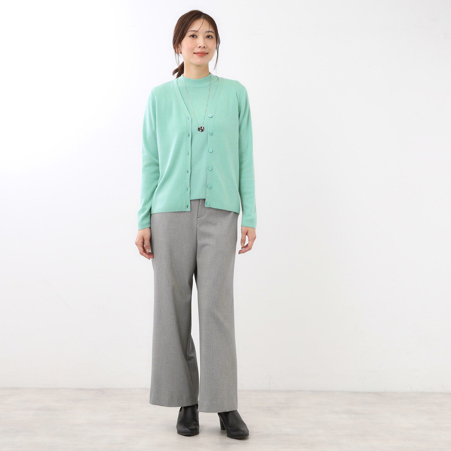 Reflect「【選べる5色／アンサンブル可】Vネックカーディガン」|カーディガン|