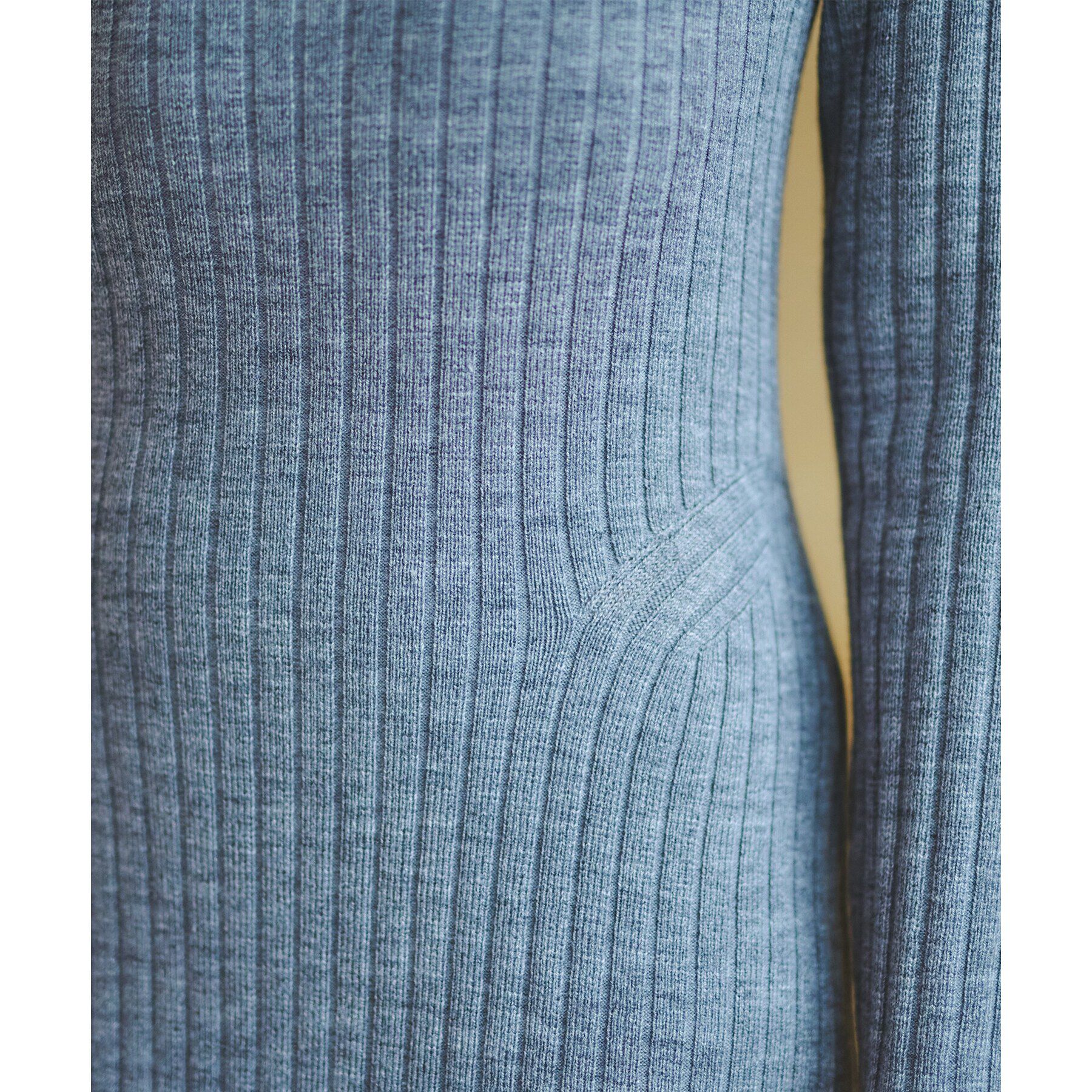 DRESSTERIOR「デコルテリブニットワンピース」|ワンピース|