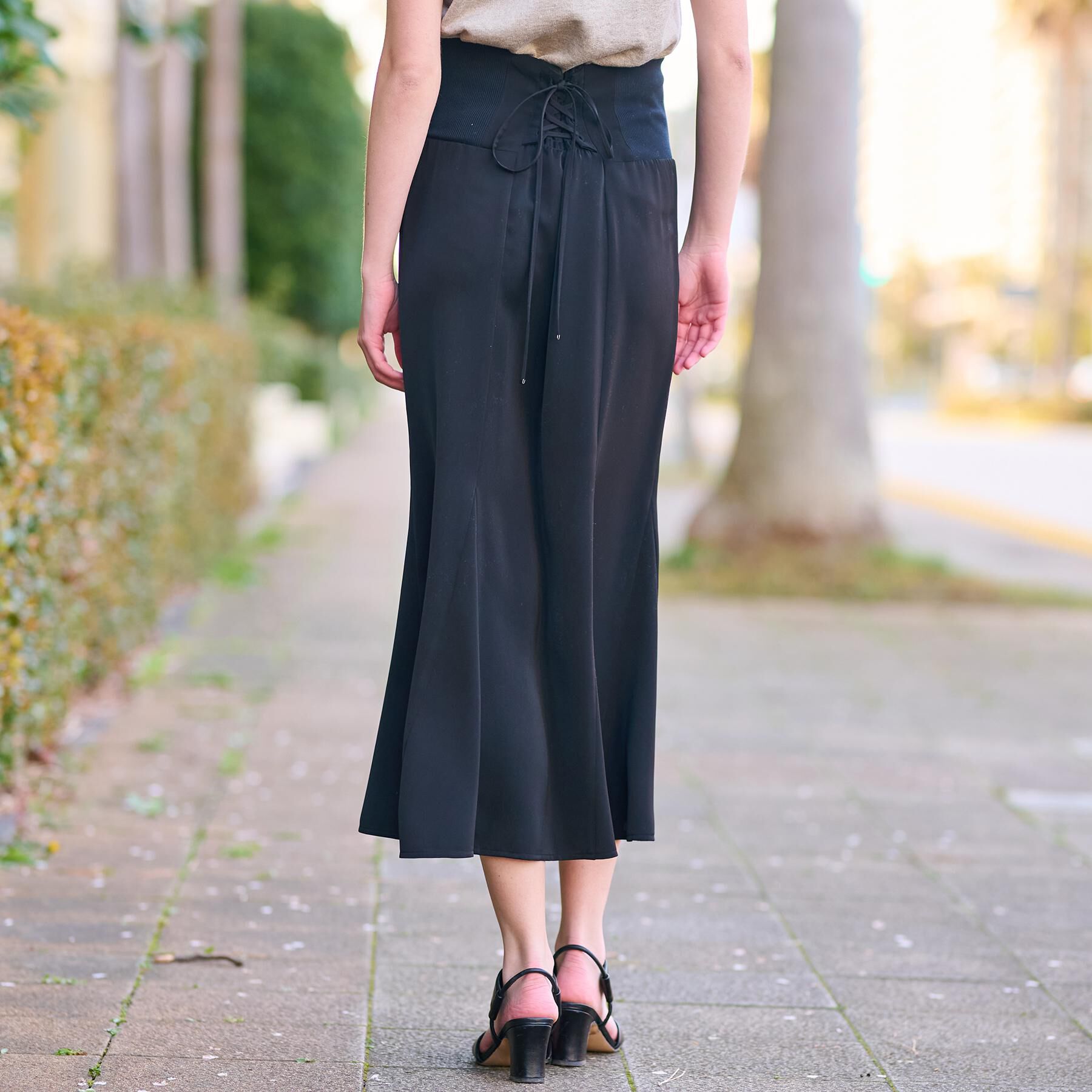 DRESSTERIOR「バックストラップマーメイドスカート」|スカート|