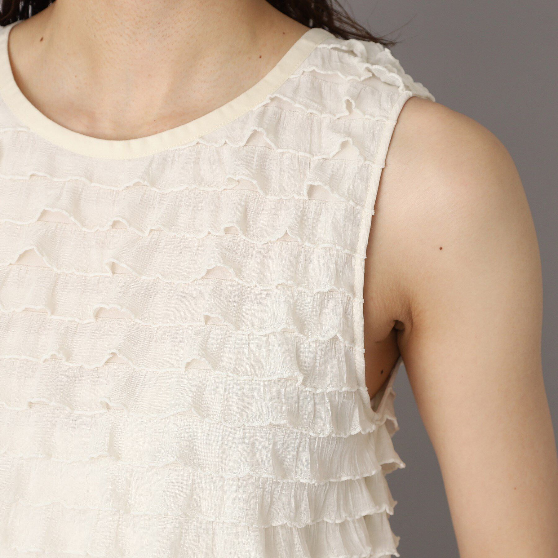 DRESSTERIOR「provoke（プロヴォーク）【別注】 フリフリ タンクトップ」|キャミソール|