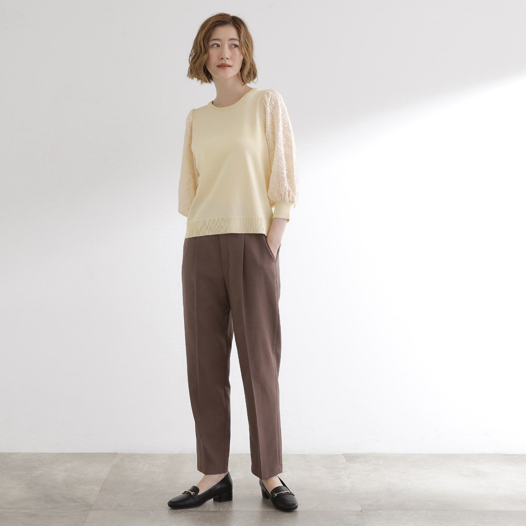 grove「【二の腕カバー】繊細さと上品さをまとう袖刺繍プルオーバーニット」|ニット・セーター|