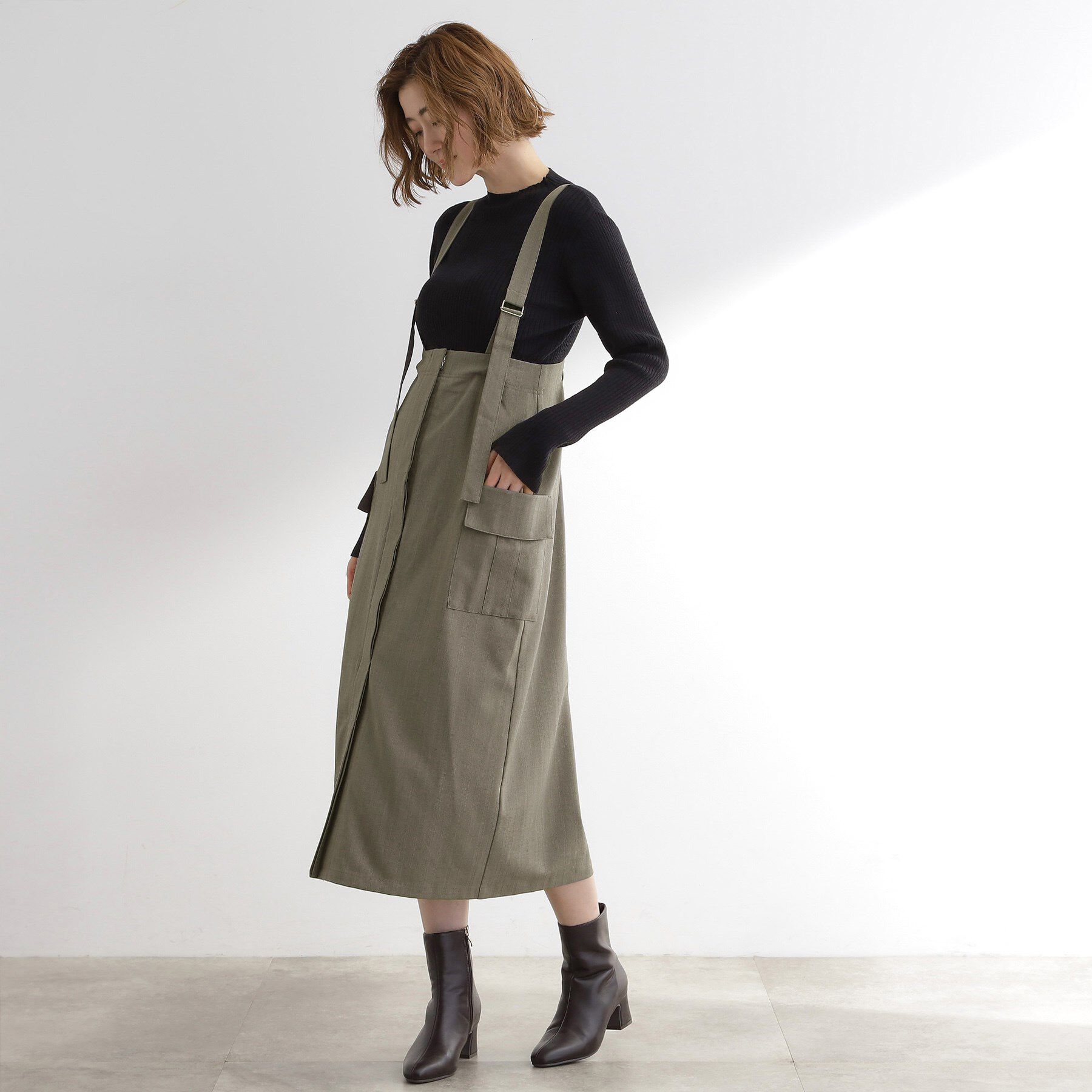 grove「ONにもOFFにも 大人のサス付きスカート」|スカート|