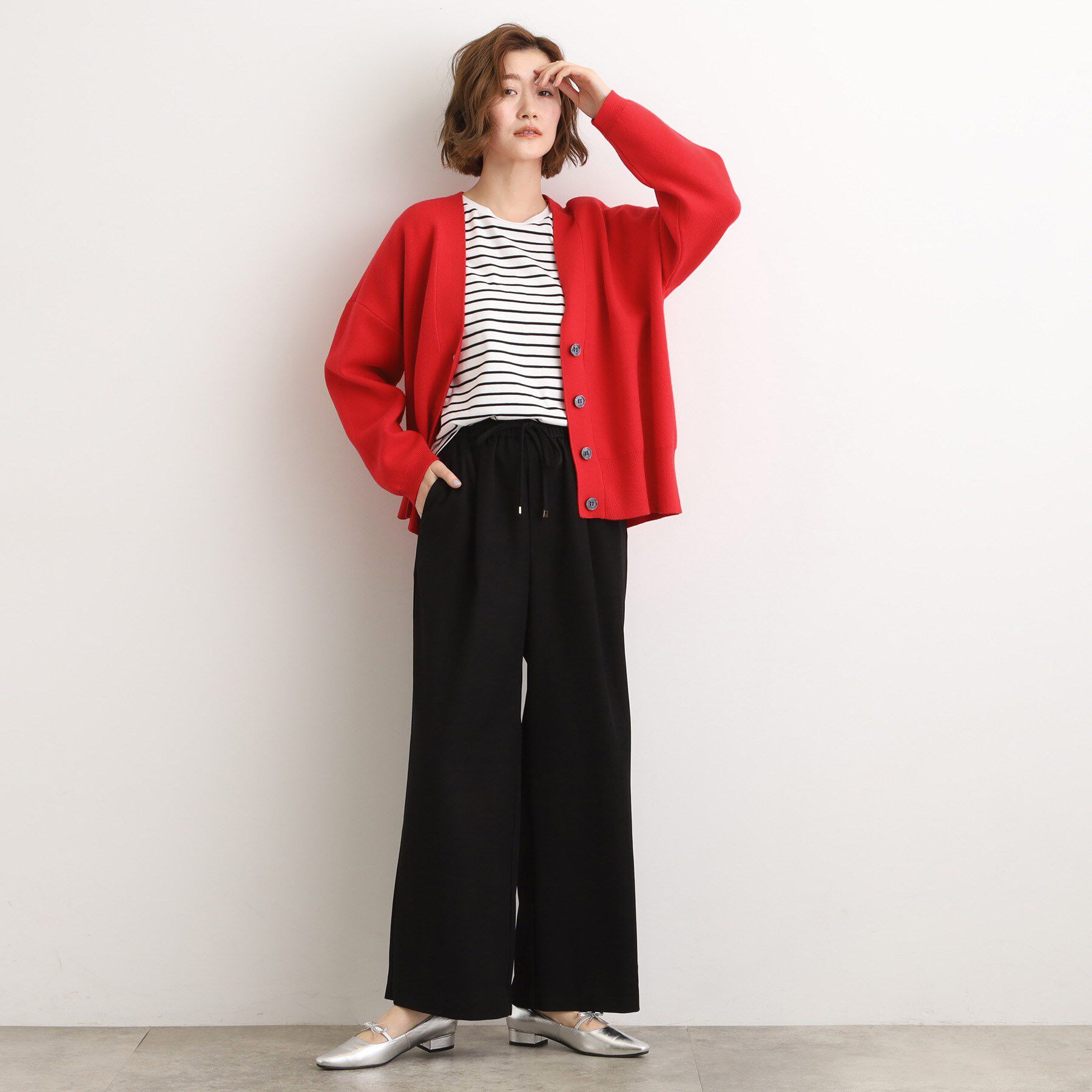 grove「きれい見えとリラックス感を両立。秋の大人カジュアルに効くイージーパンツ」|その他|