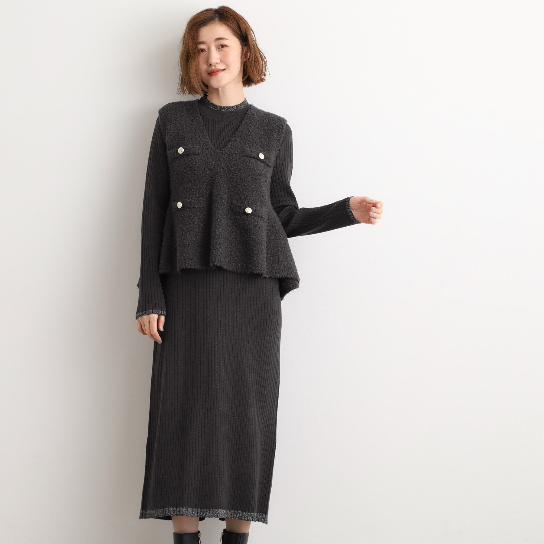 grove「【2点SET/体型カバー】一枚で決まる、ペプラムベスト&times;ニットワンピース」|ワンピース|スミクロ(018)