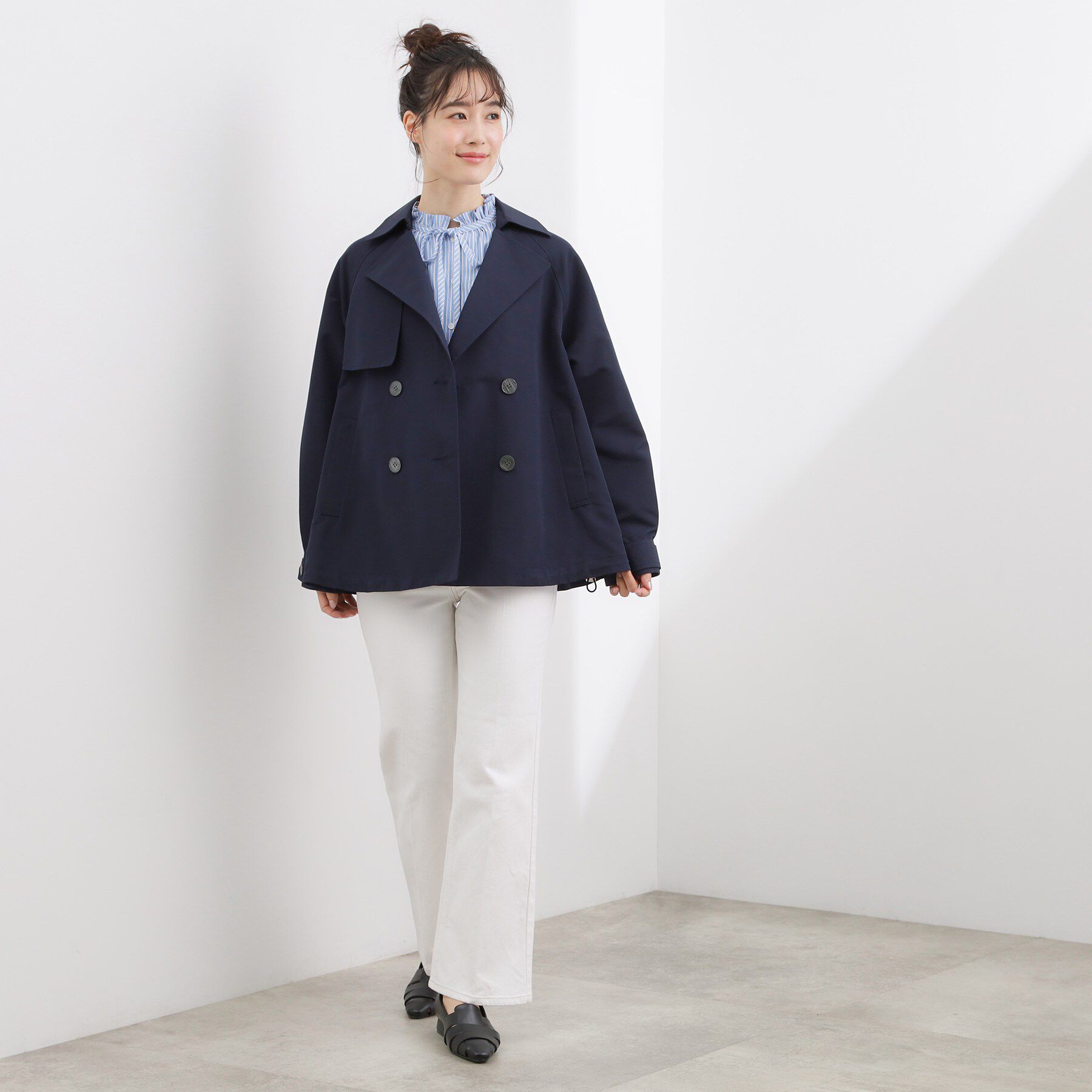 grove「【貴島明日香さん着用】【撥水／シルエット2WAY】軽やかミドルトレンチコート」|トレンチコート|