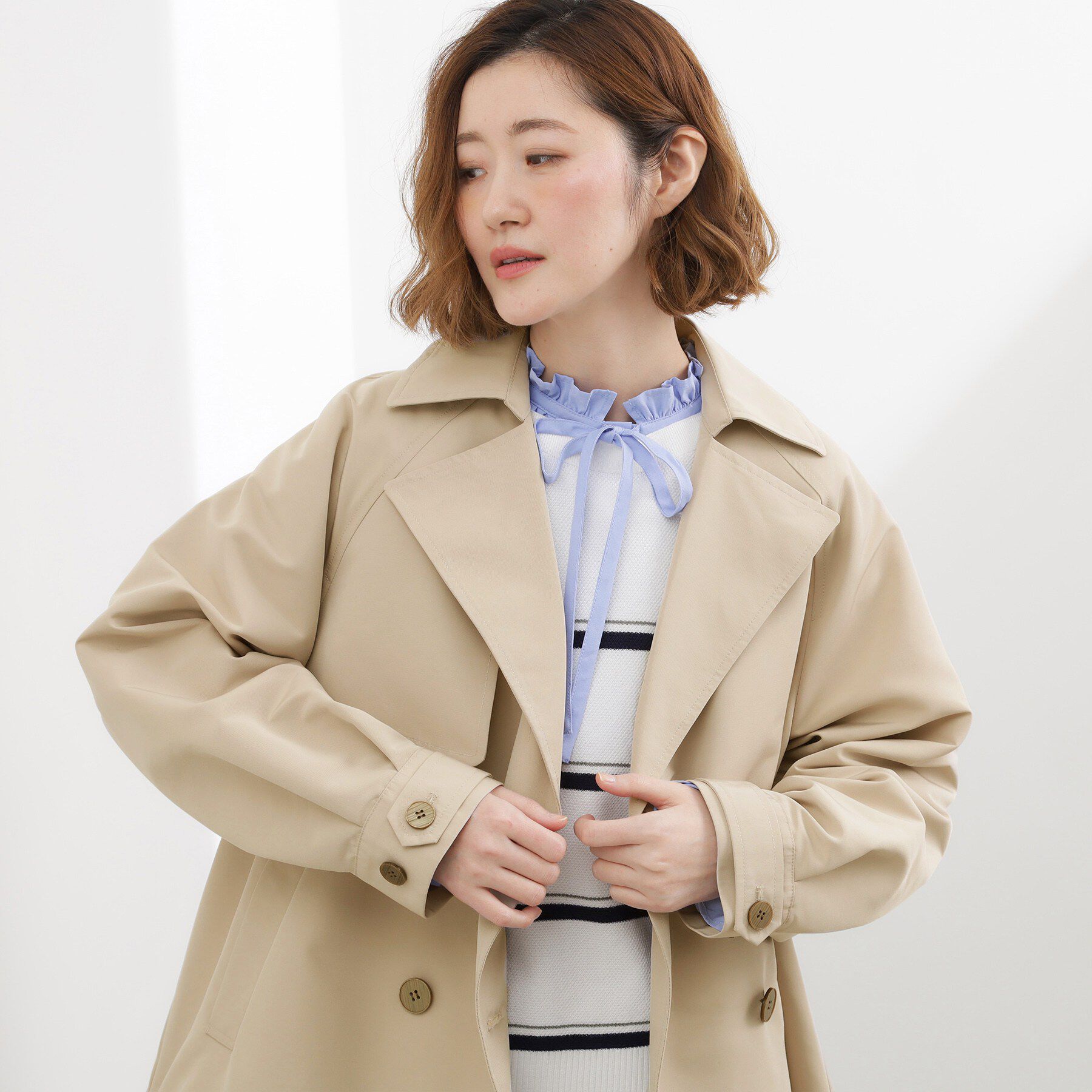 grove「【貴島明日香さん着用】【撥水／シルエット2WAY】軽やかミドルトレンチコート」|トレンチコート|