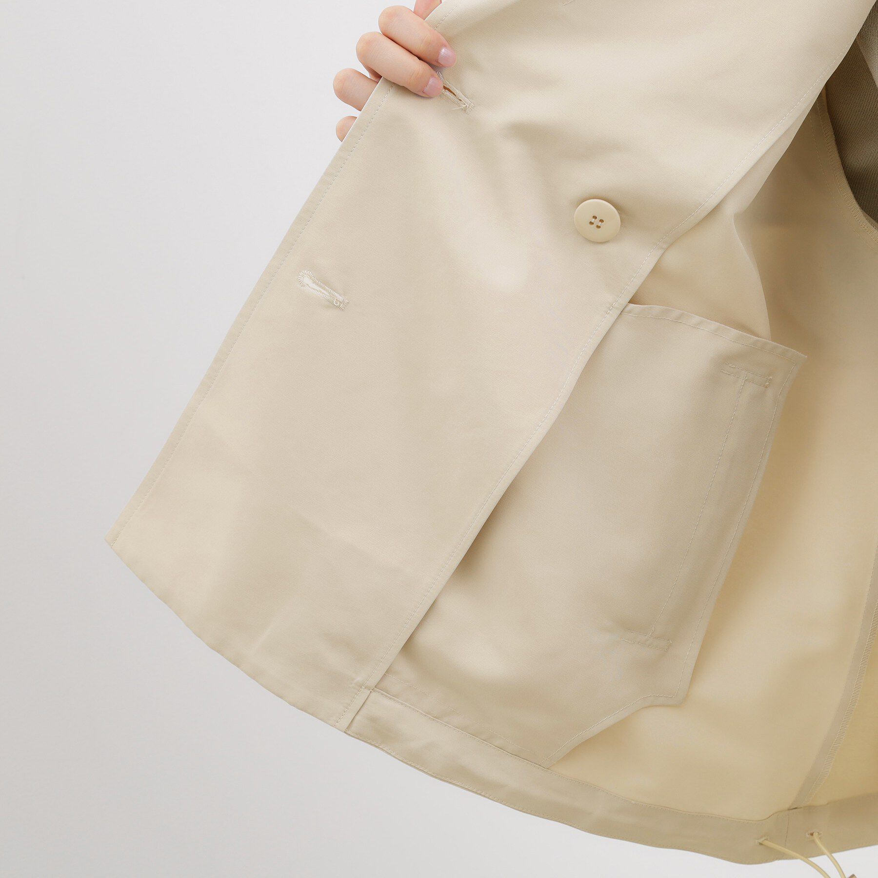 grove「【貴島明日香さん着用】【撥水／シルエット2WAY】軽やかミドルトレンチコート」|トレンチコート|