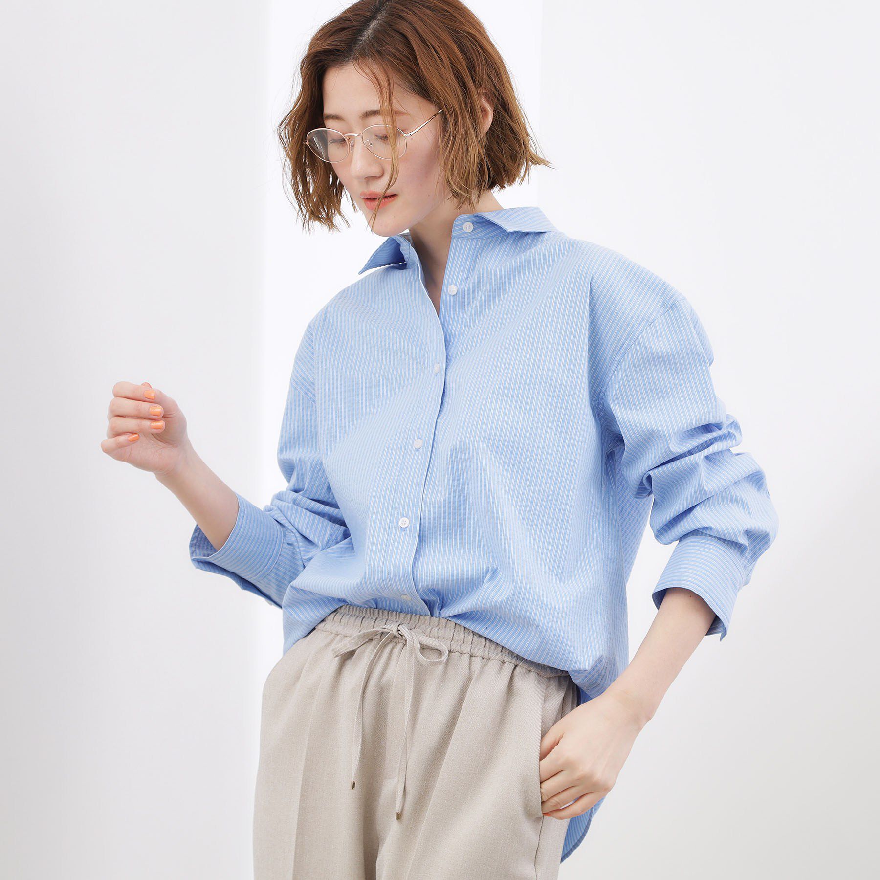 grove「【貴島明日香さん着用】一度着たら手放せない、驚きの伸びを備えたコットンナイロンストレッチシャツ」|シャツ・ブラウス|