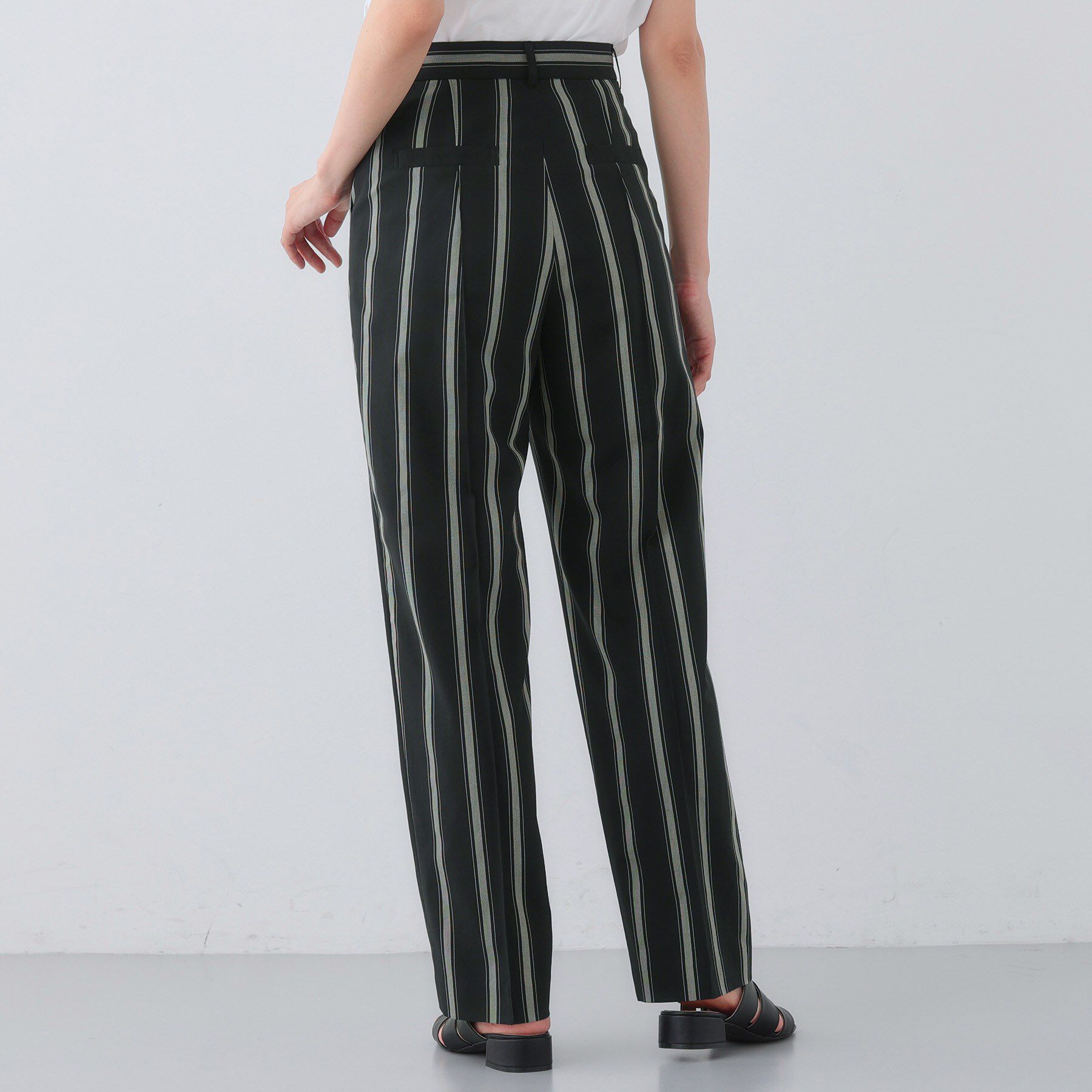 INDIVI「【日本製／SETUP可能】コットン混ゆったりめテーパードパンツ」|スーツ|