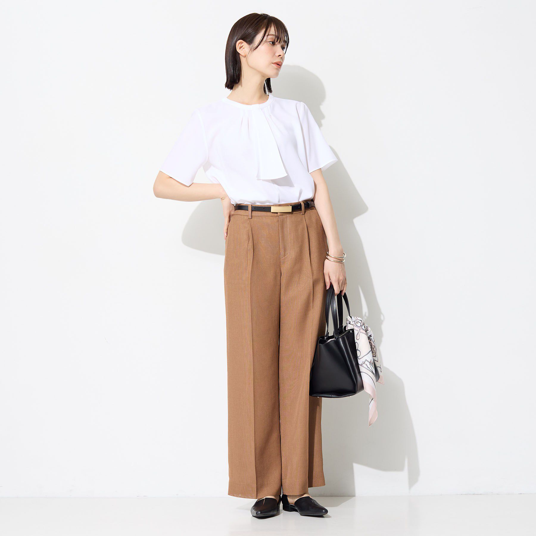 INDIVI「【洗える／UVケア】幾何学柄＆無地ボウタイブラウス」|シャツ・ブラウス|