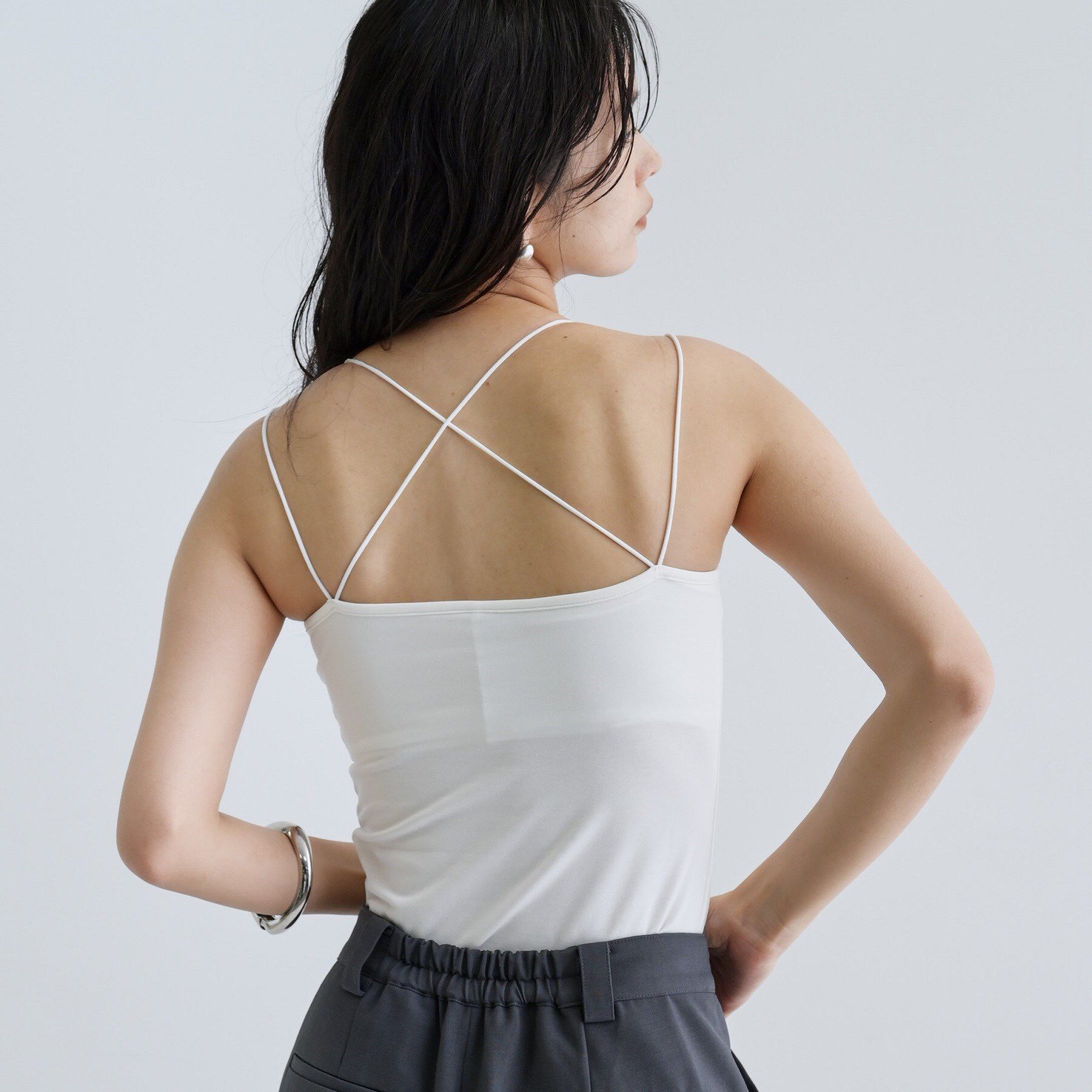 GALLEST「【一部店舗限定】カップ付きバッククロスキャミソール」|キャミソール|ホワイト(002)