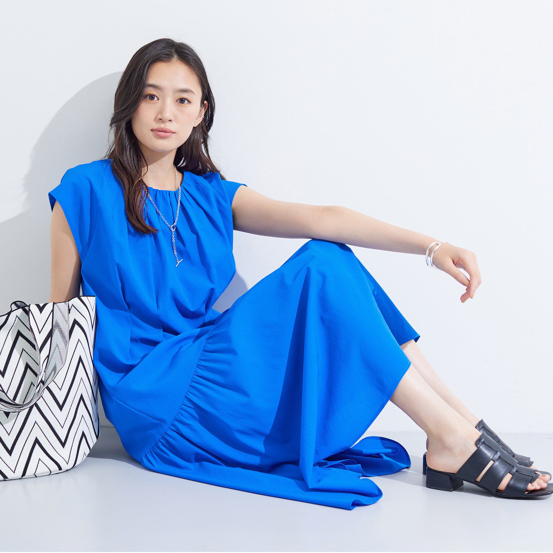 INDIVI「【1枚でコーデ完成！】タックワンピース」|ワンピース|ブルー(092)