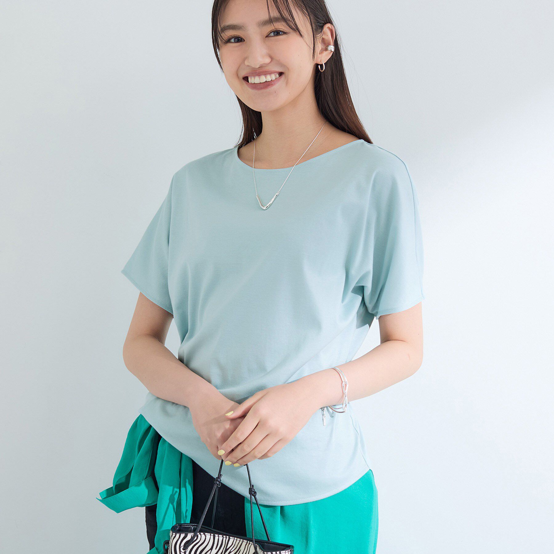 INDIVI「【インナーとしても活躍！】シンプルTシャツ」|Tシャツ・カットソー|サックスブルー(09