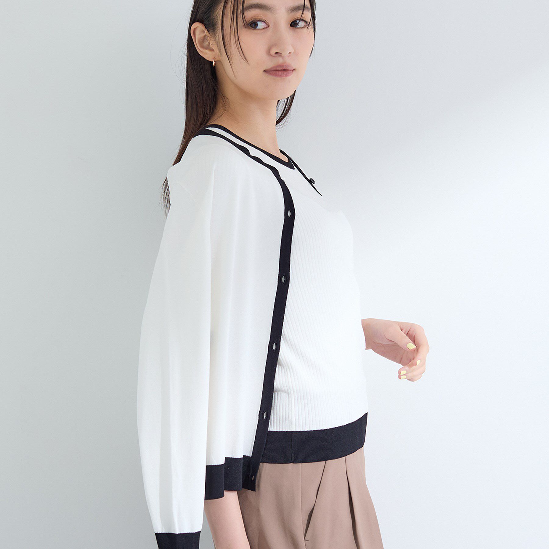 INDIVI「【通年活躍！／アンサンブル可能】クルーネックカーディガン」|カーディガン|