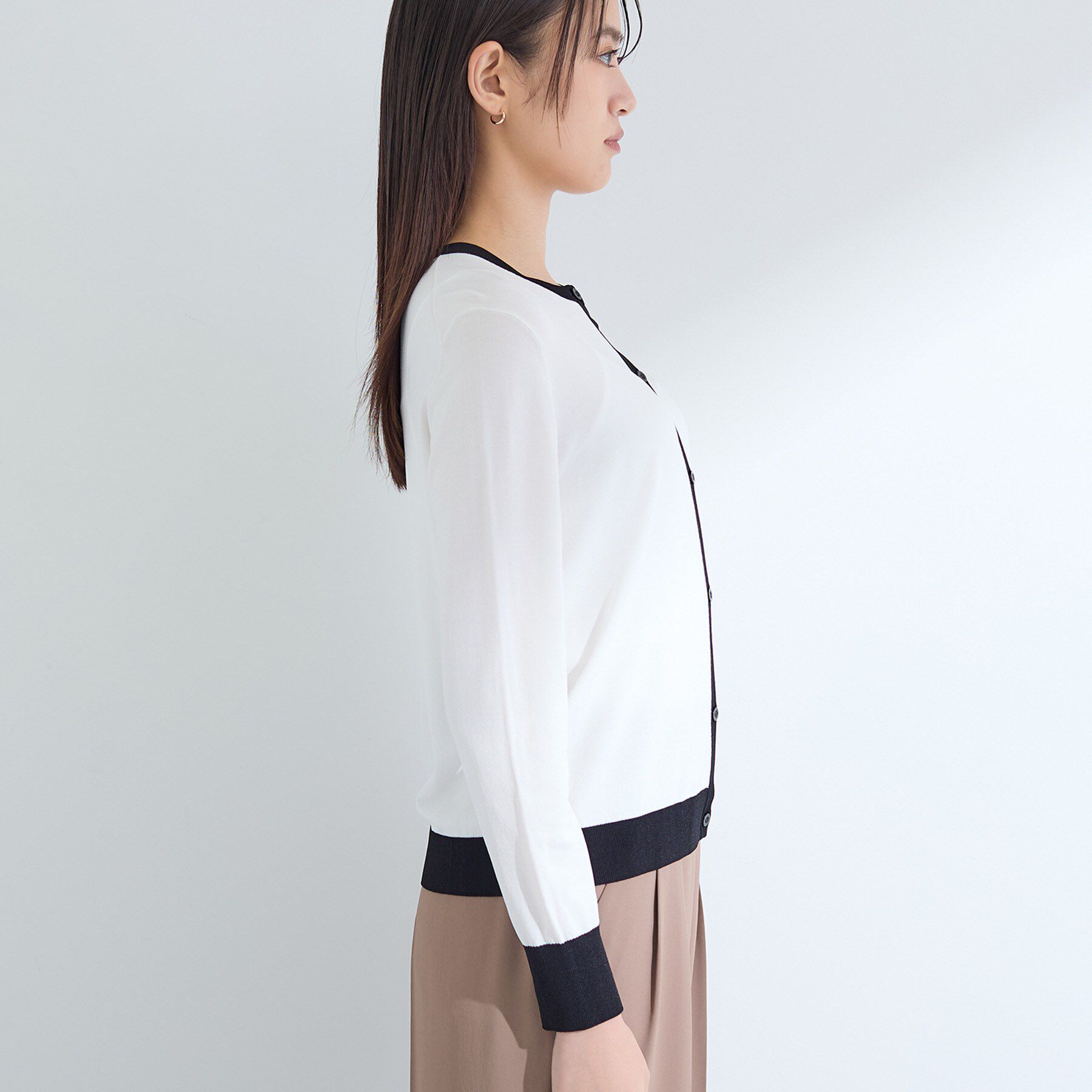 INDIVI「【通年活躍！／アンサンブル可能】クルーネックカーディガン」|カーディガン|