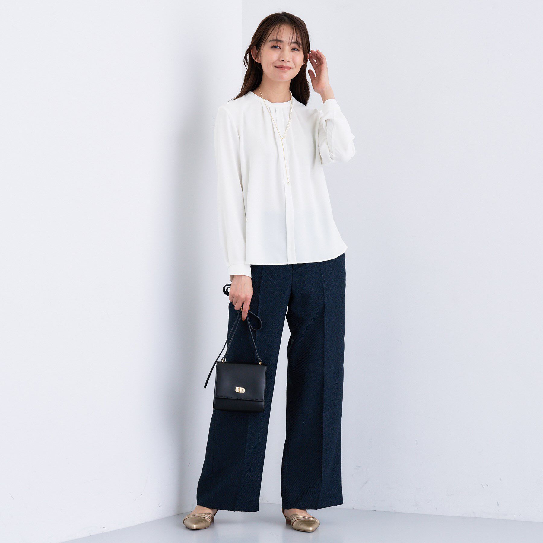 INDIVI「【通勤／オフィス】タックジョーゼットブラウス」|シャツ・ブラウス|