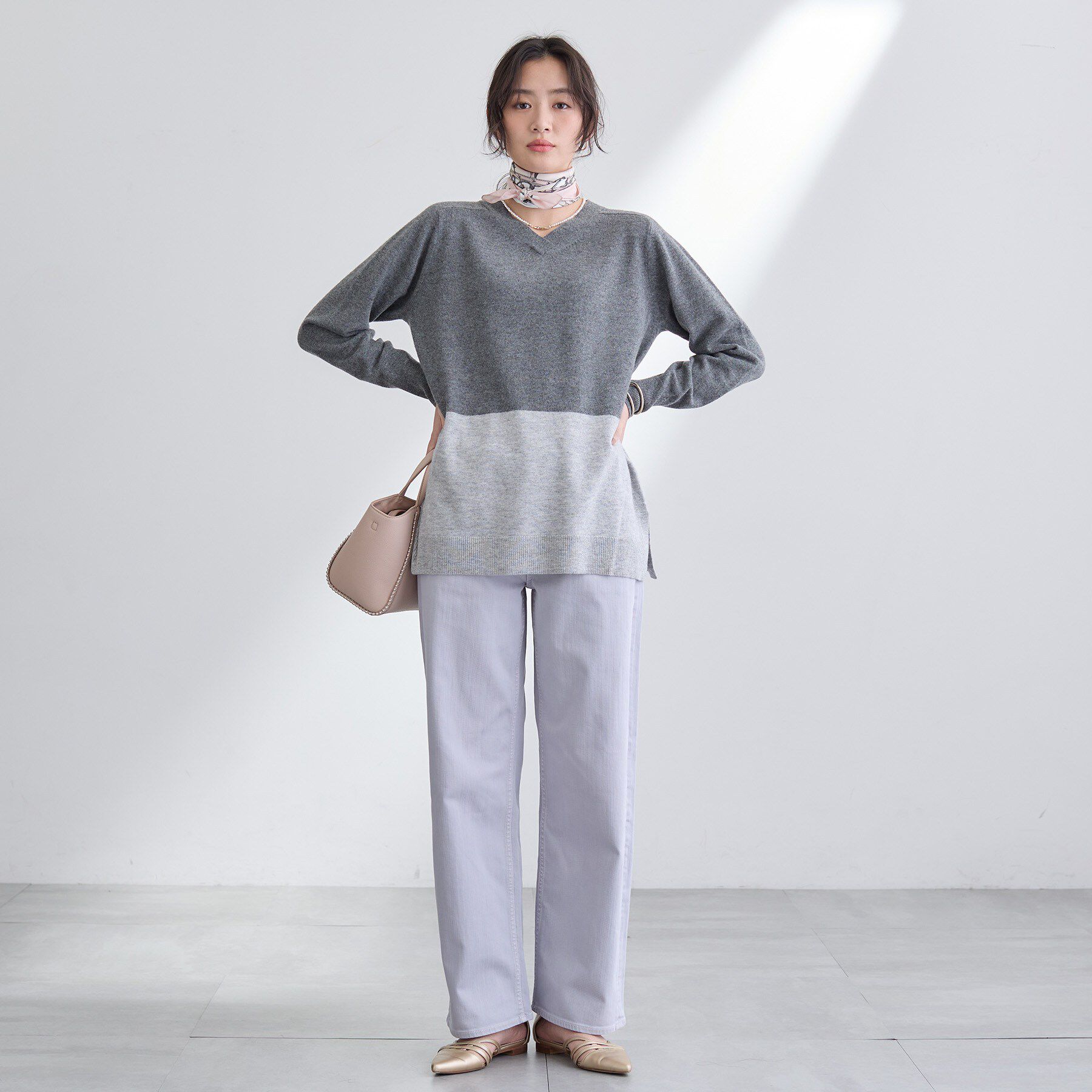 INDIVI「【洗える／チュニック丈／カシミヤ混】スリットデザインVネックニット」|ニット・セーター|