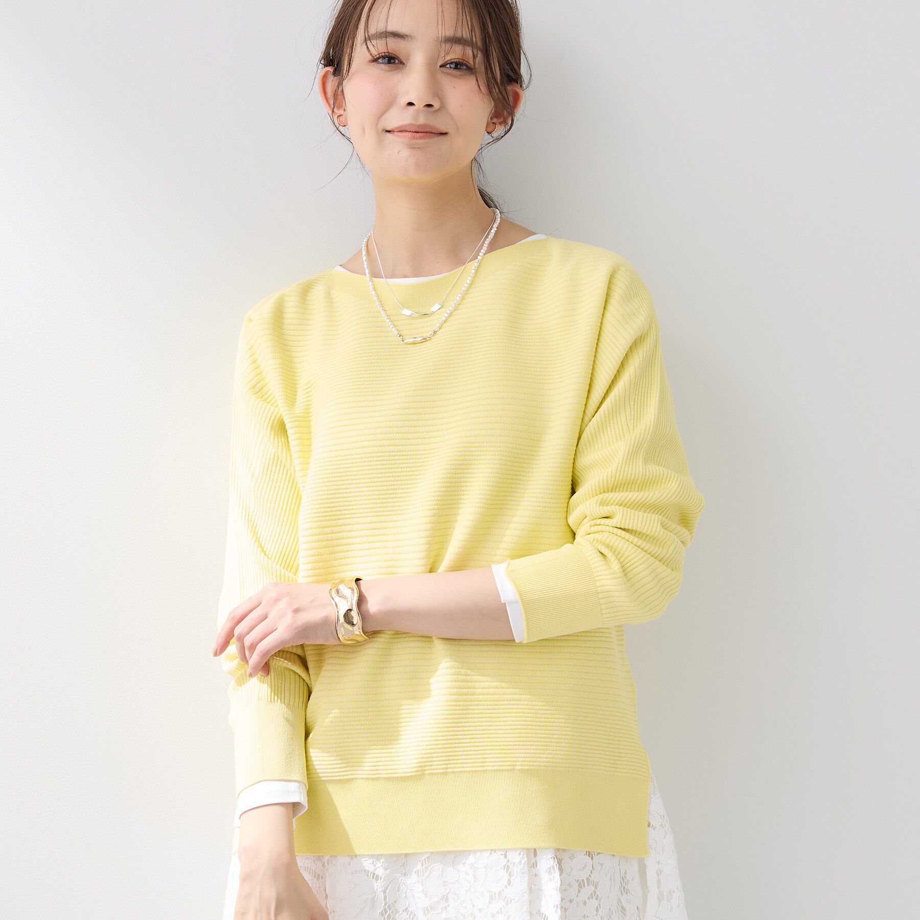 INDIVI「【洗える／キレイ色】体型カバー無縫製ニット」|ニット・セーター|