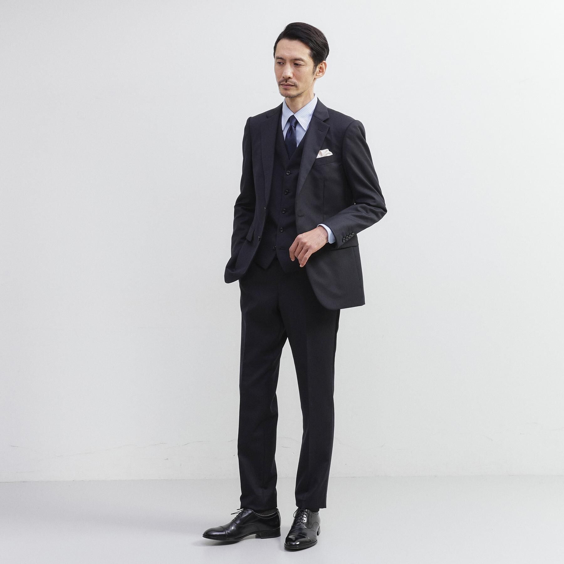 TAKEO KIKUCHI「【冠婚葬祭】無地 サージスーツ/3ピース対応可」|スーツ|