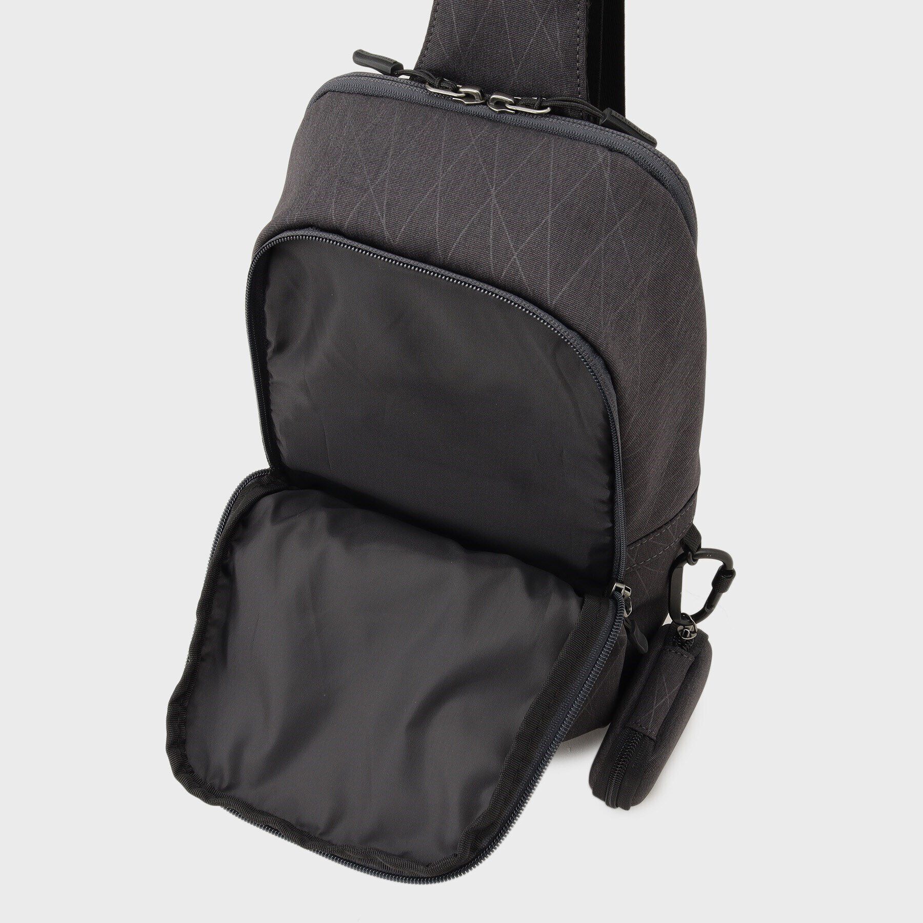 TAKEO KIKUCHI「【多機能・軽量】シャドーライン ボディバッグ」|その他|