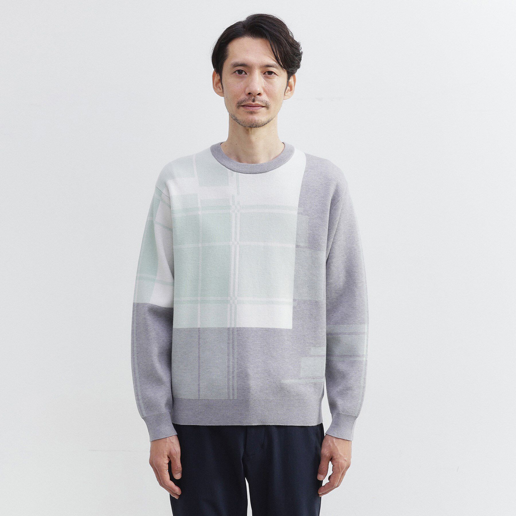 TAKEO KIKUCHI「ランダム チェック ジャカード ニット」|ニット・セーター|ライトグレー(211